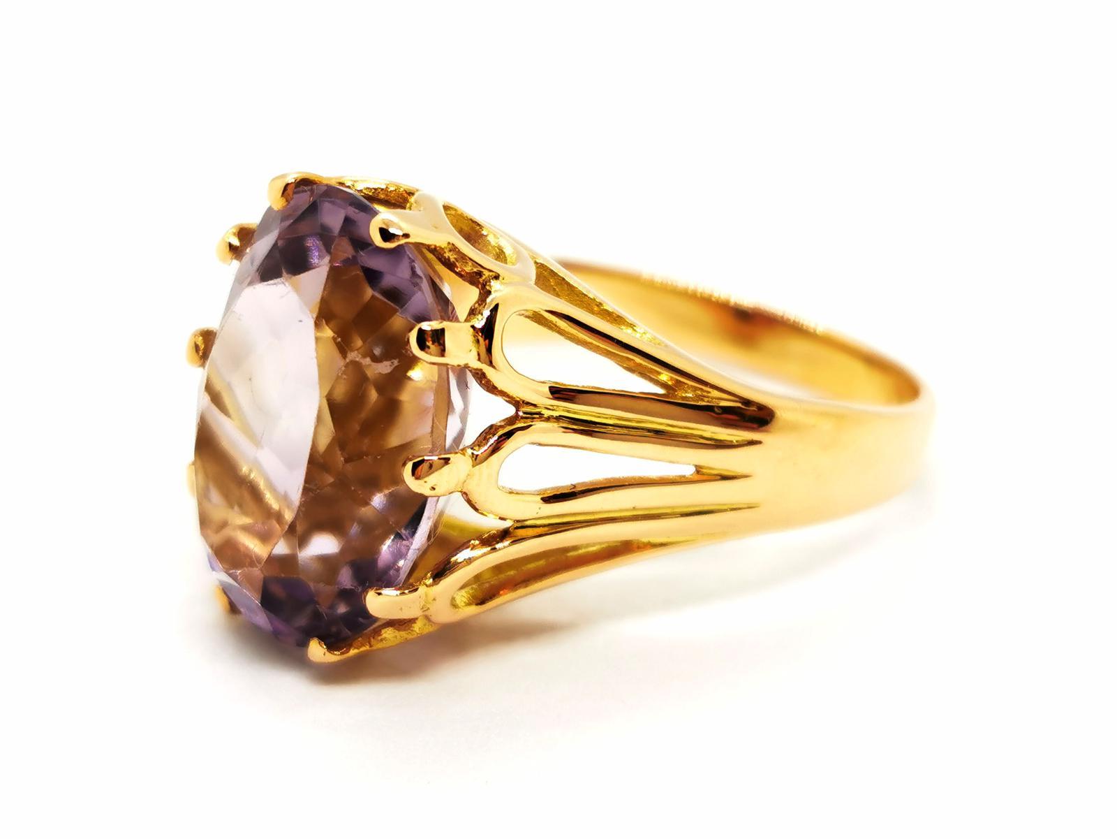 Oval Cut Ring Yellow Gold Amethyst For Sale