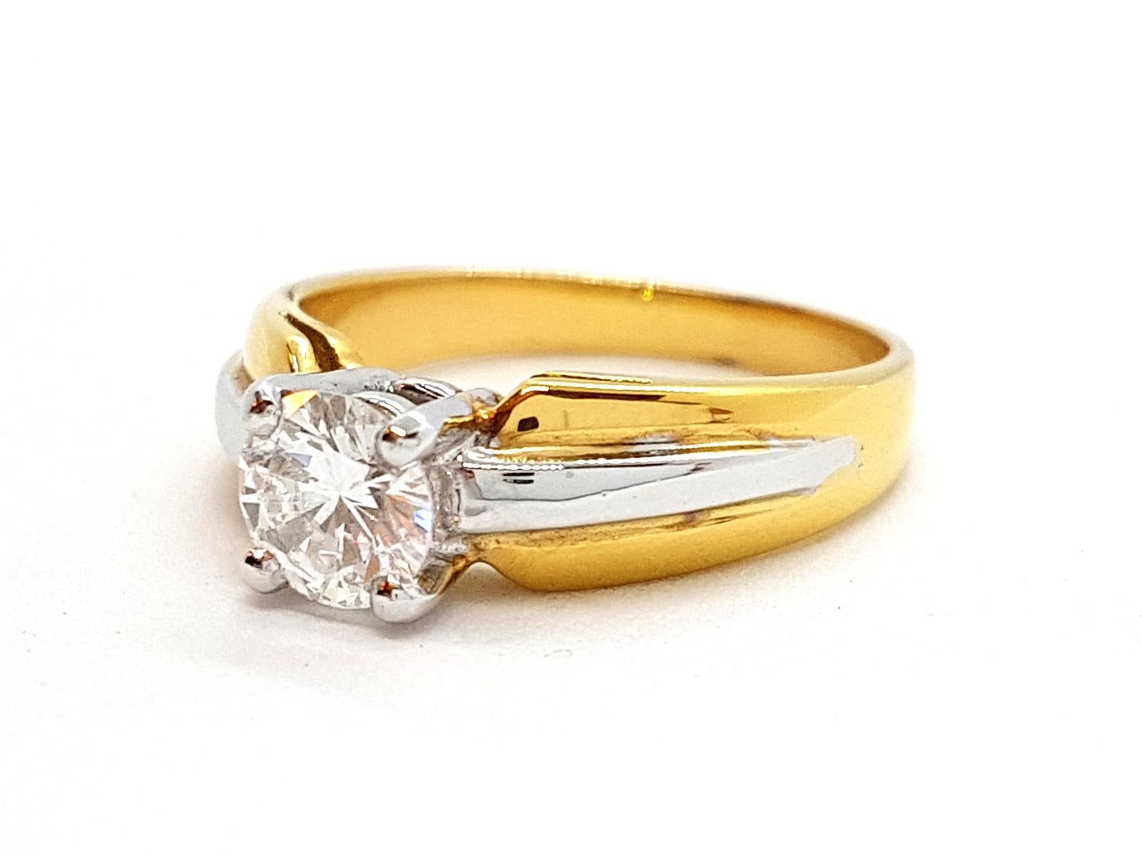 Ring Yellow Gold Diamond For Sale 6