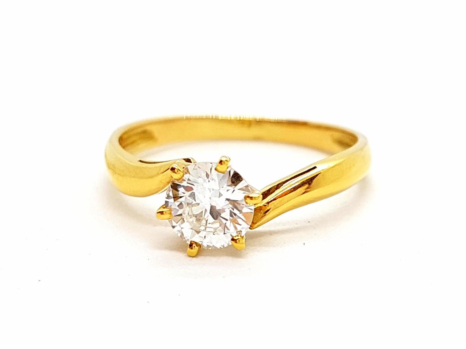 Ring Yellow Gold Diamond For Sale 7