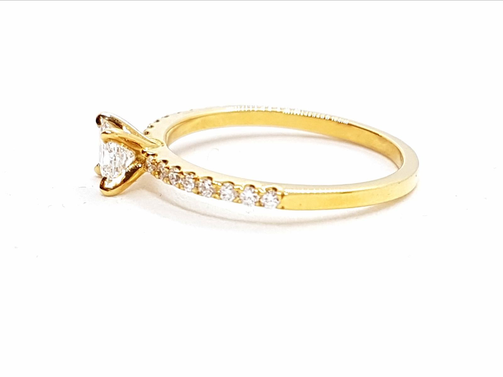 Ring Yellow Gold Diamond For Sale 8