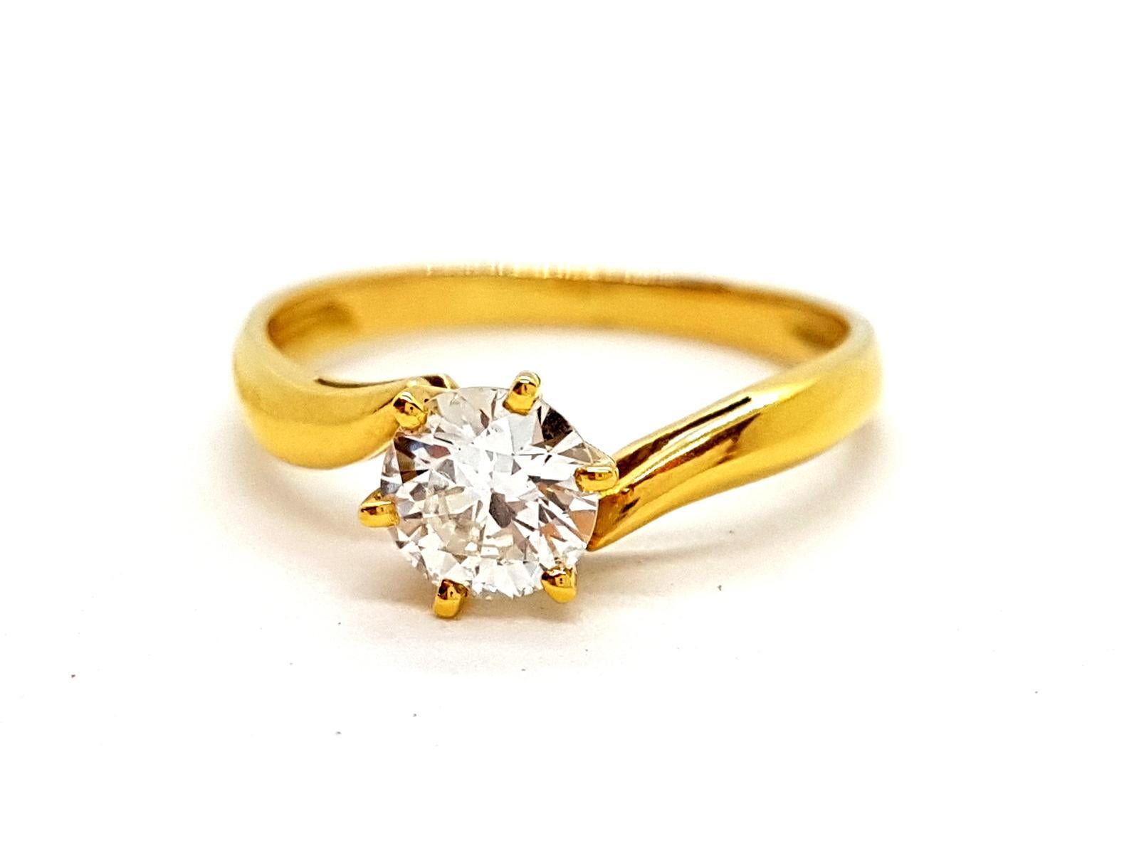 Ring Yellow Gold Diamond For Sale 8