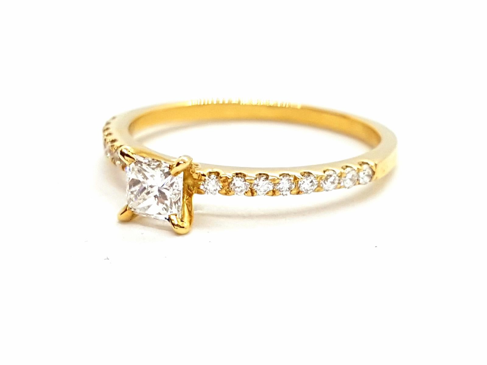 Ring Yellow Gold Diamond For Sale 12