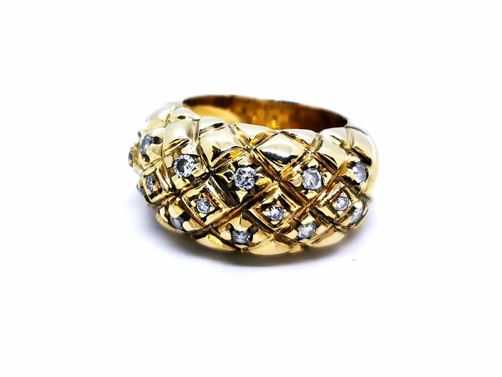 Yellow gold ring 750 mils (18 carats). set with 17 diamonds. brilliant cut about 0.17 ct total size: 50. width on the front: 1.21 cm. height 0.63 cm. total weight 17.45 g. punched. excellent condition
