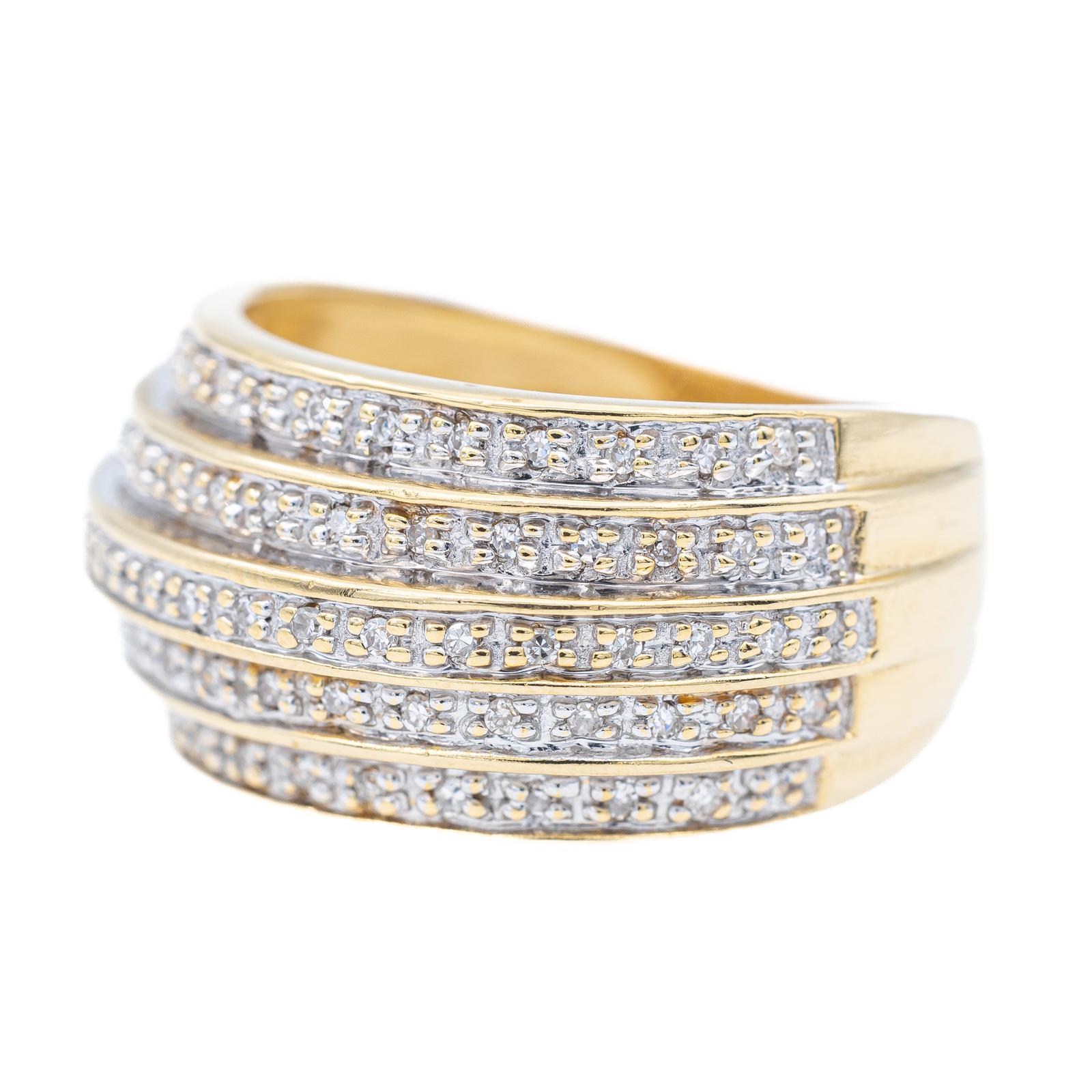 Old Mine Cut Ring Yellow Gold Diamond For Sale