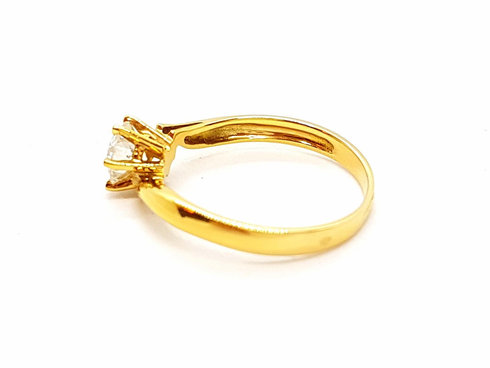 Ring Yellow Gold Diamond For Sale 4