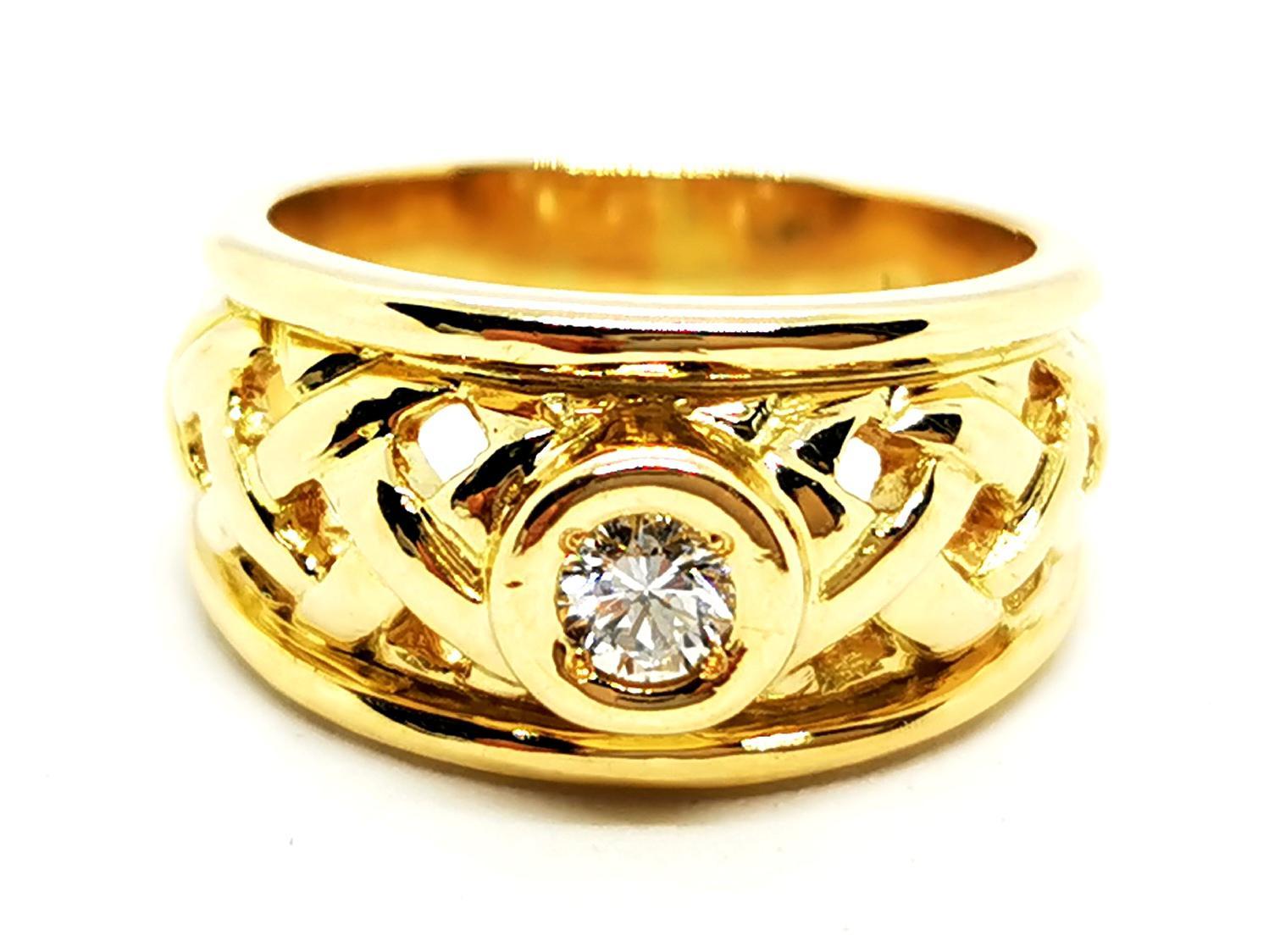 Ring Yellow Gold Diamond For Sale 3