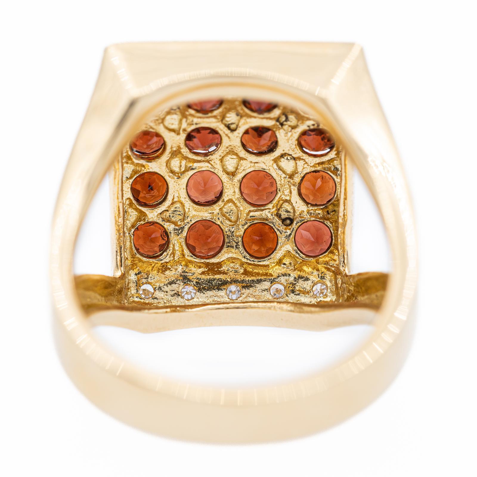 Ring Yellow Gold Garnet In Excellent Condition For Sale In PARIS, FR