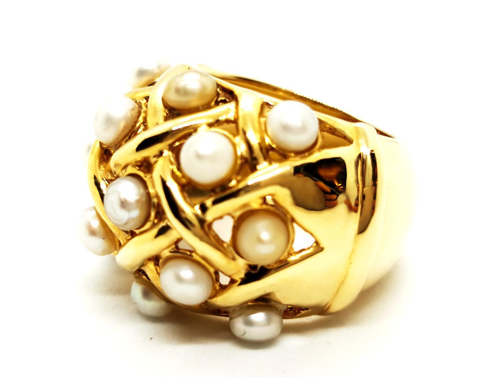 Round Cut Ring Yellow Gold Pearl