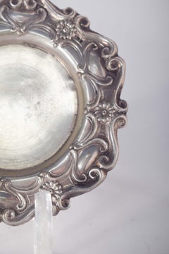 Rings Salver in Cut-Out Silver Decorated in Relief