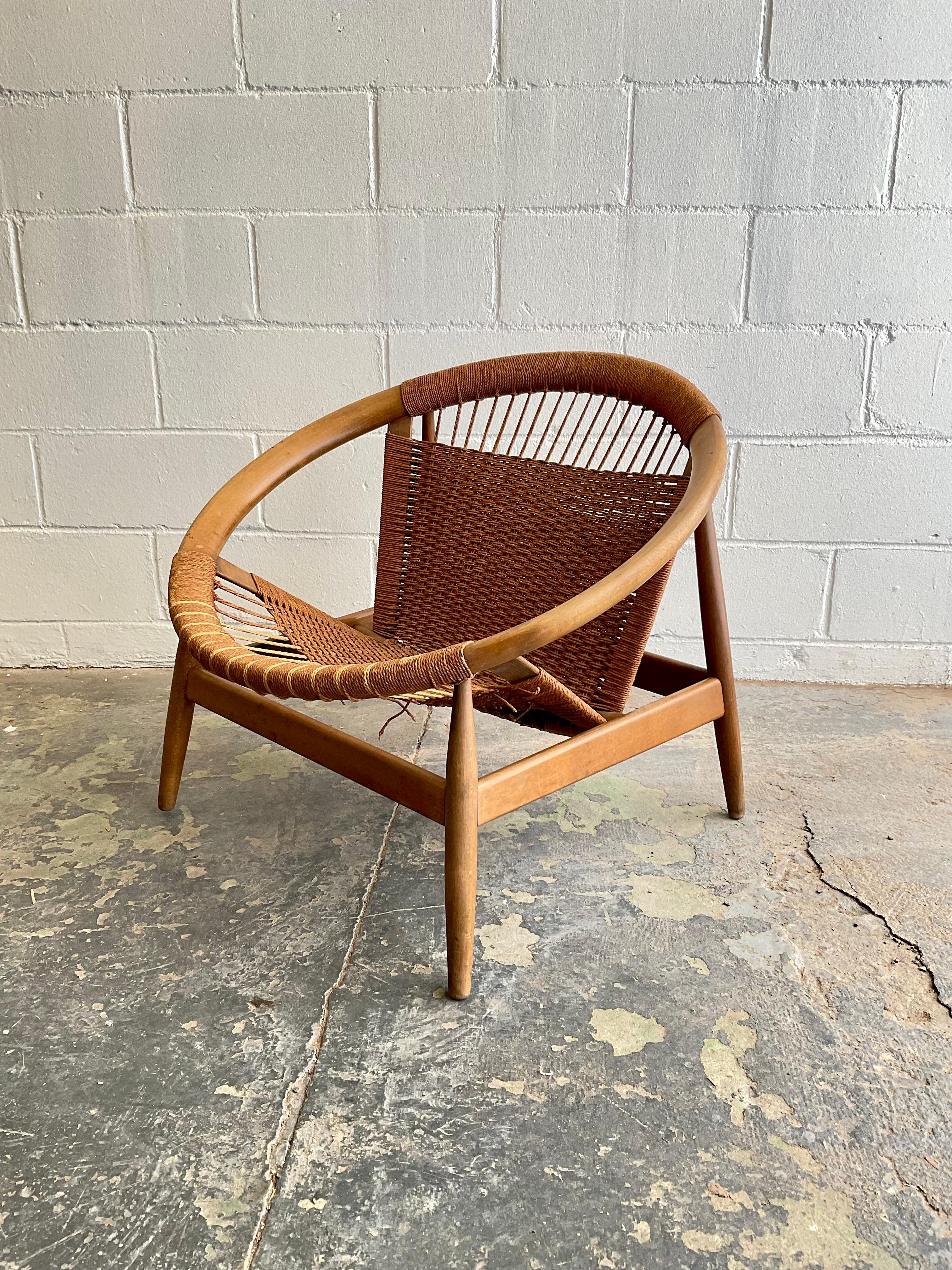 “Ringstol” by Illum Wiikkelsø for Niels Eilersen in Beechwood and Cord, 1950s In Good Condition For Sale In Brooklyn, NY