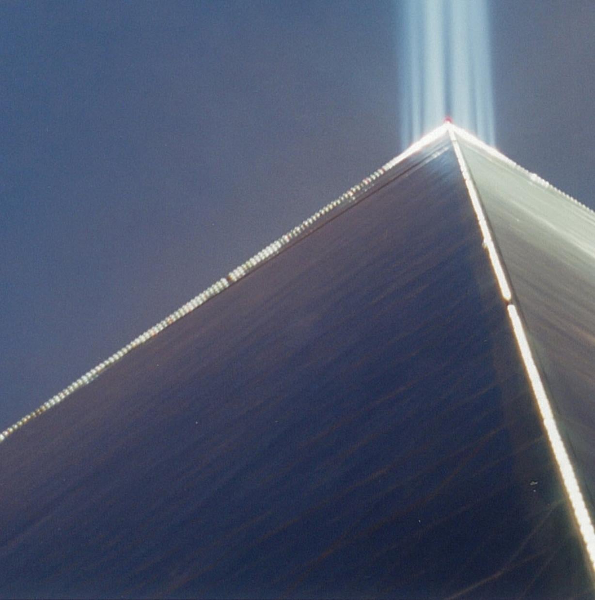 Sans titre, de « Illuminance » - Rinko Kawauchi, Beam, Light, Hill, Abstract en vente 2