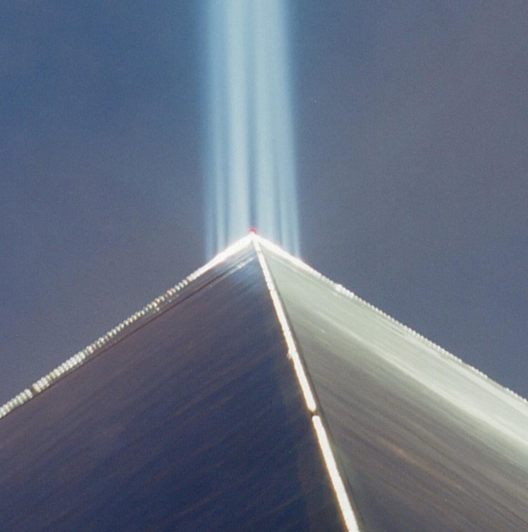 Sans titre, de « Illuminance » - Rinko Kawauchi, Beam, Light, Hill, Abstract en vente 4