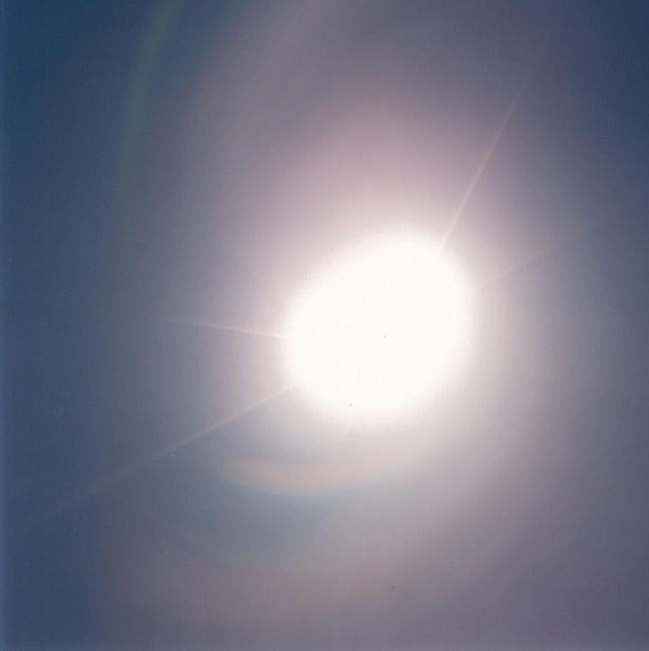 Senza titolo, da 'Illuminance' - Rinko Kawauchi, Cielo, Sole, Luce, Riflessi in vendita 2