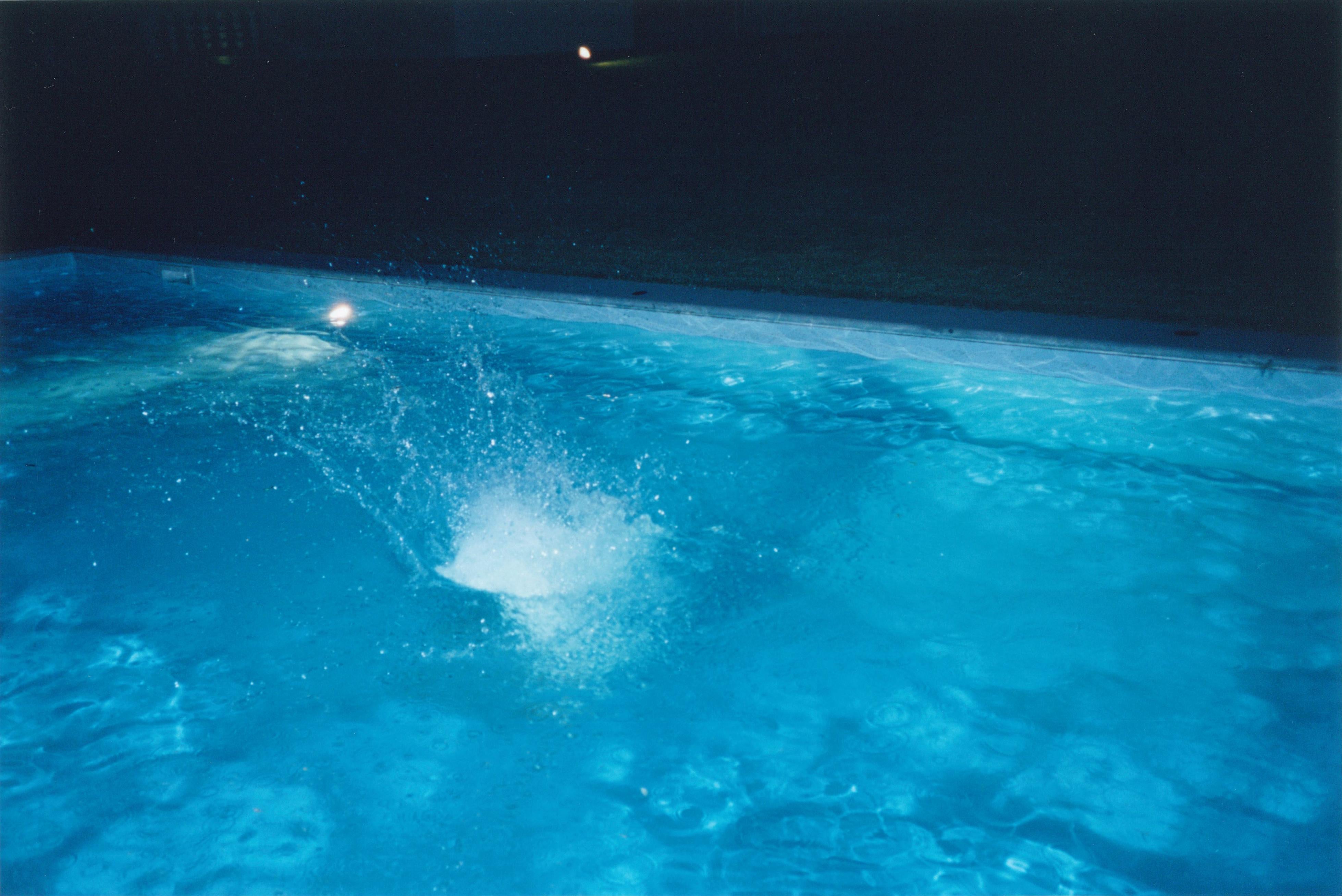 RINKO KAWAUCHI (*1972, Japan)
Untitled, from the series 'Illuminance'
2009
C–type print
Sheet 25.4 x 30.48 cm (10 x 12 in.)
Frame 31.5 x 26.5 x 2.5 cm (12 3/8 x 10 3/8 x 1 in.)
Edition of 6 (#1/6)

Reminiscent of Japanese photography of the 1960s