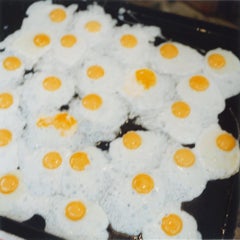 Ohne Titel, aus der Serie 'Utatane' - Rinko Kawauchi, Japanisch, Eier, Lebensmittel