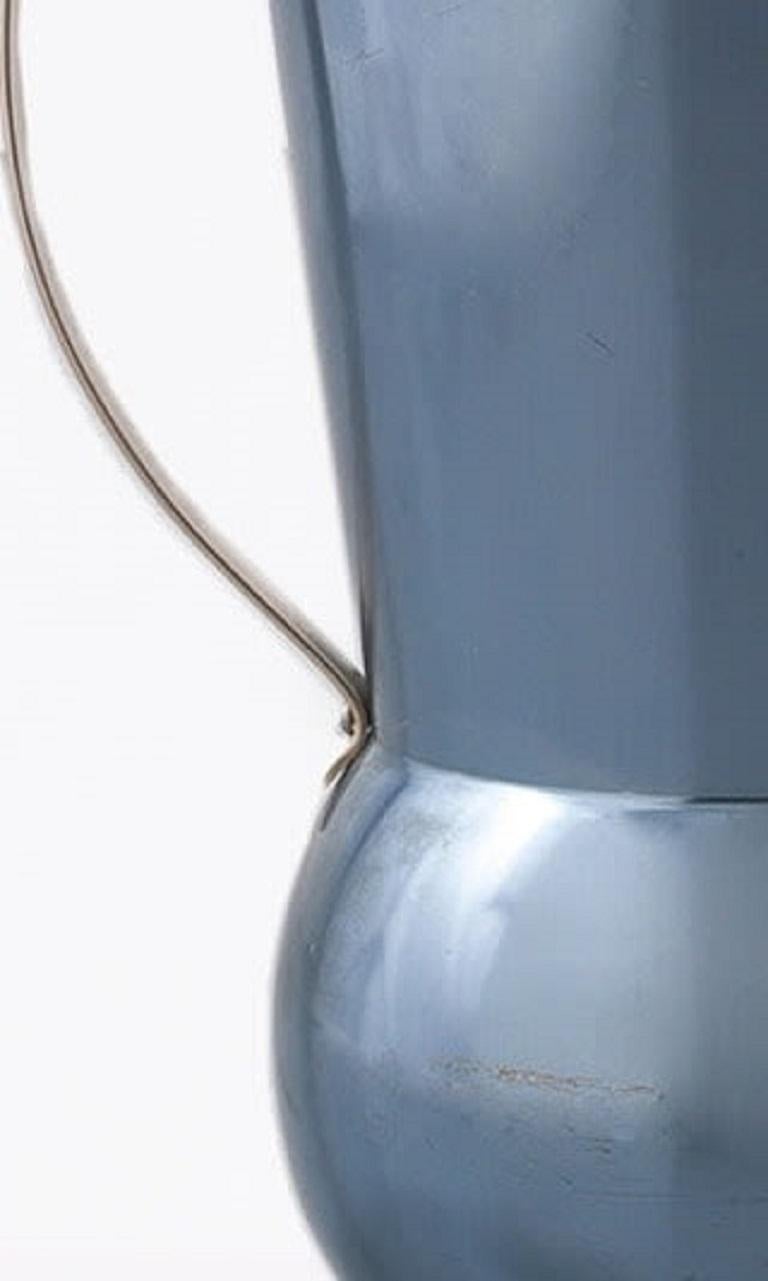 c.1950
Alluminio anodizzato con marchio del produttore
H51 x D40 cm