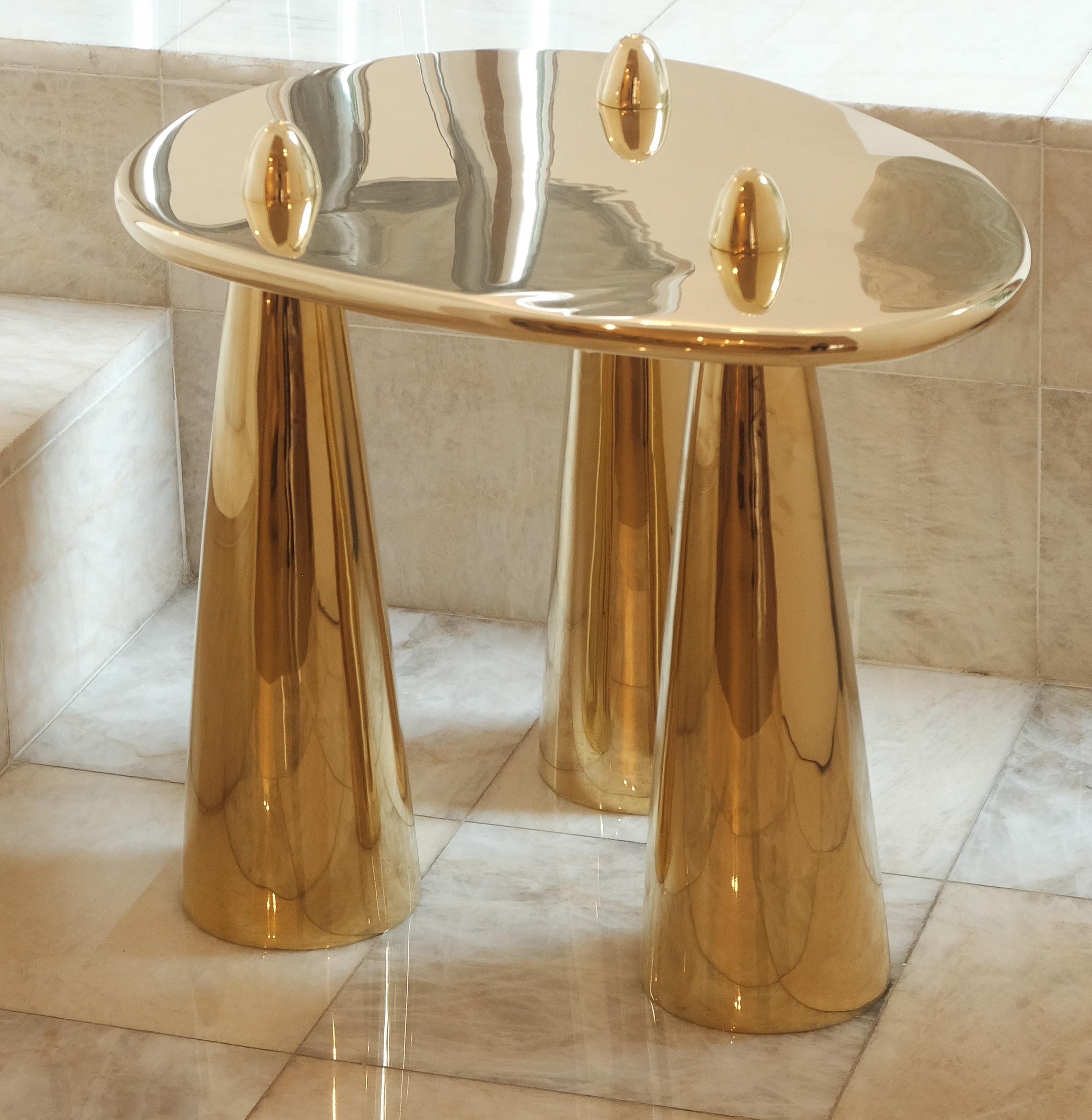 Rino III TM Beistelltisch aus poliertem Aluminium von Studio Orth im Zustand „Neu“ im Angebot in Geneve, CH