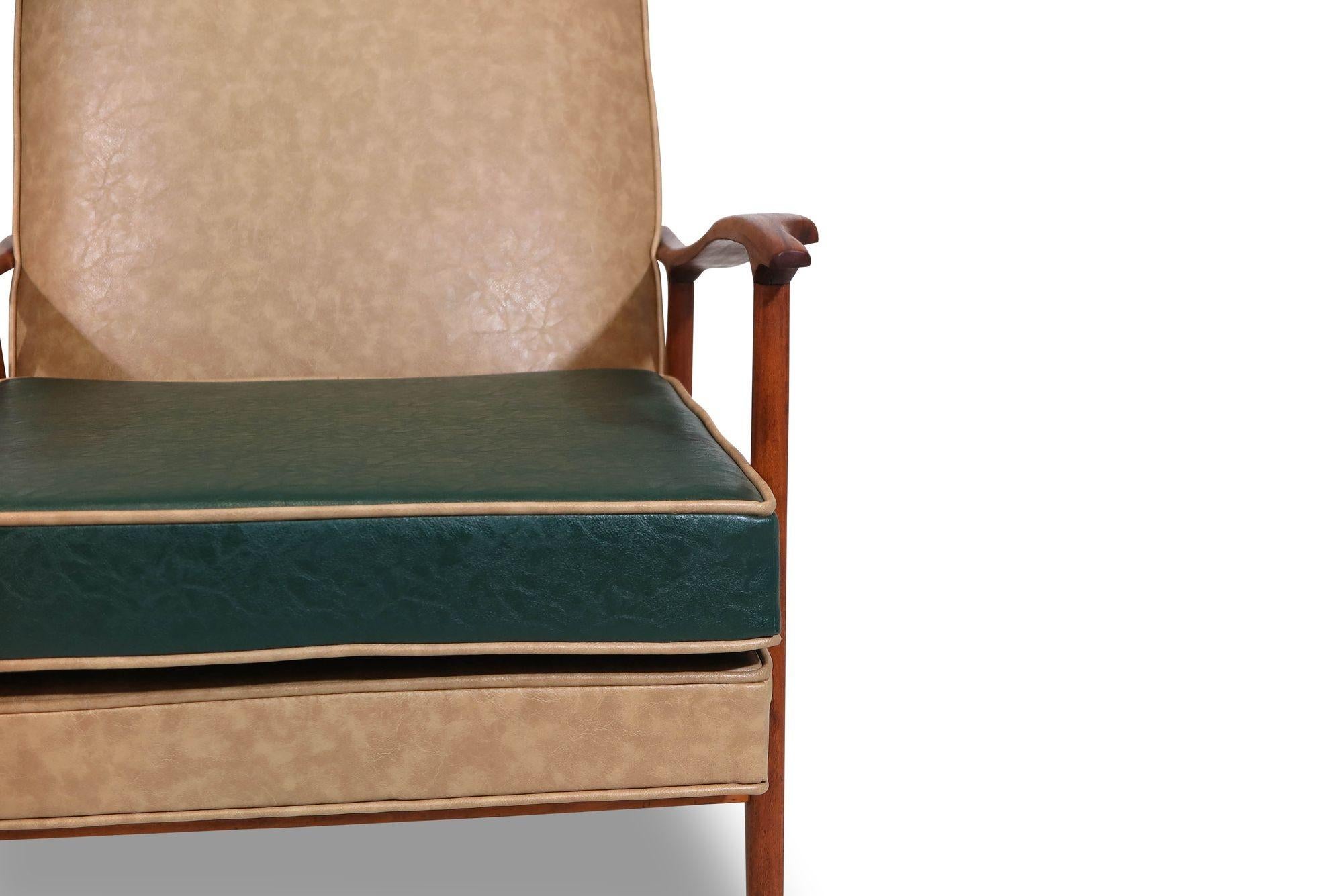 Oiled Rino Levi Mid-century Brazilian Modern Lounge Chairs in Caviuna For Sale