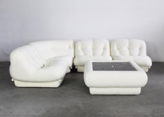 Rino Maturi Nuvolone Living Room Set in White Boucle by MIMO Padova 1970s Italy