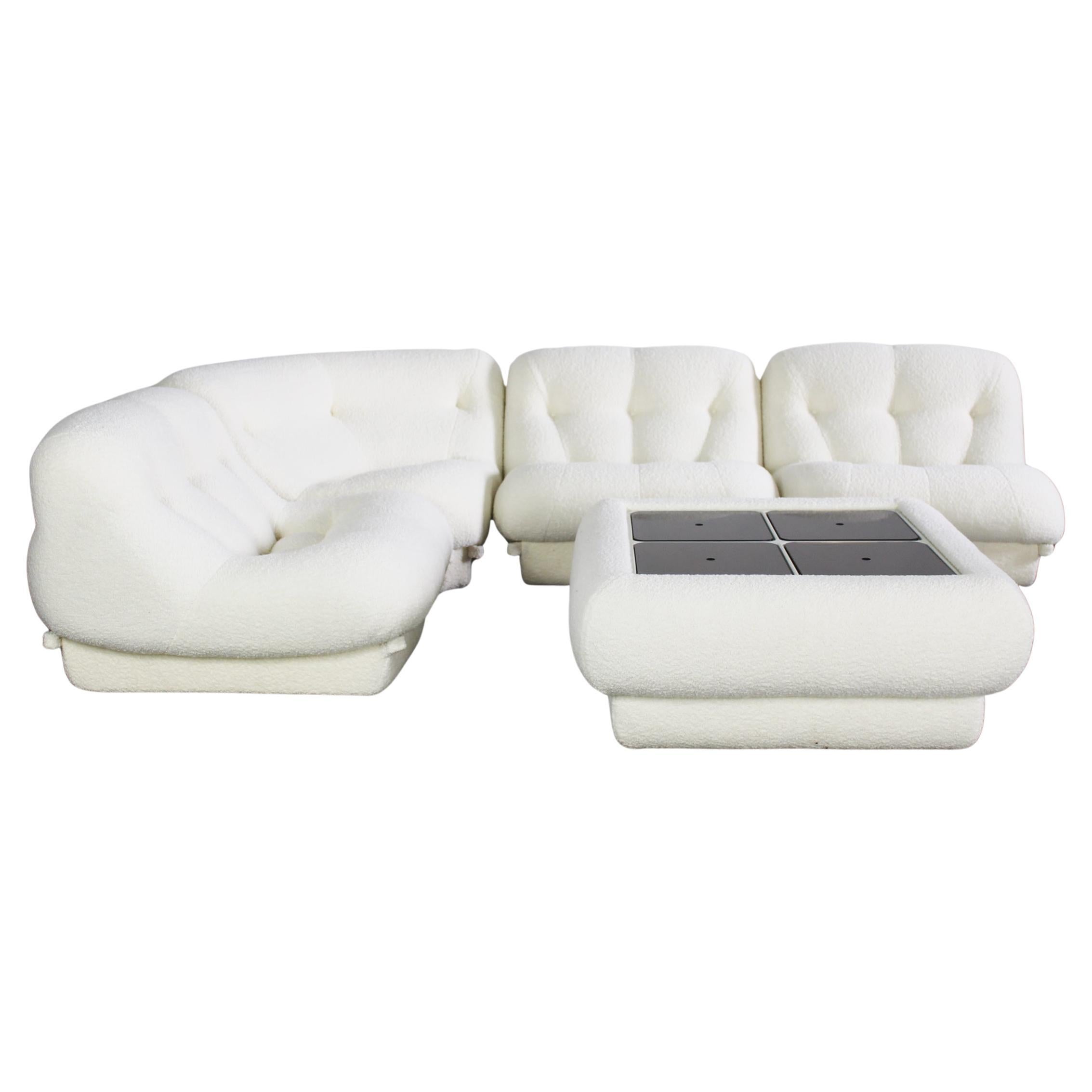 Ensemble de salon Nuvolone Rino Maturi en bouclette blanche de MIMO Padova, Italie, années 1970