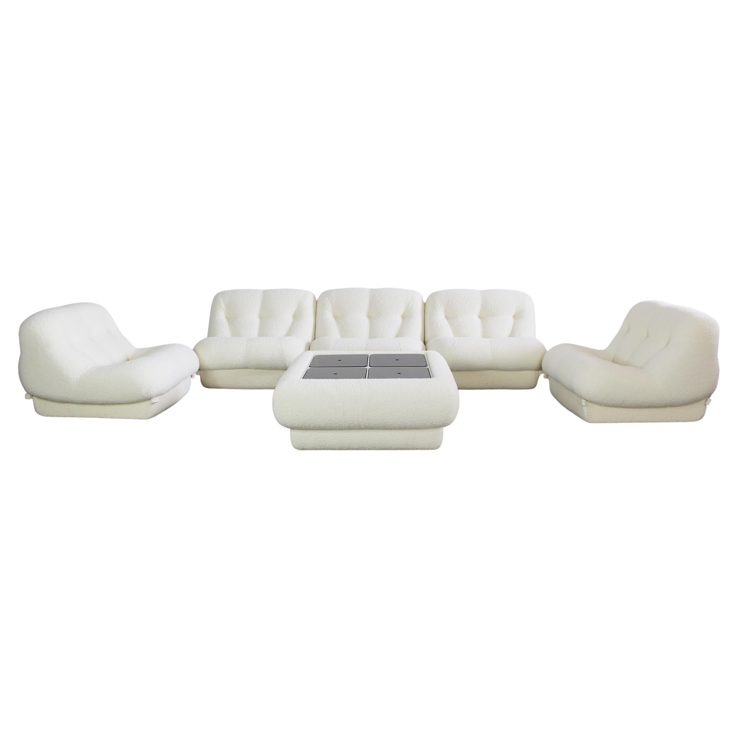 Ensemble de salon Nuvolone Rino Maturi en bouclette blanche de MIMO Padova, Italie, années 1970