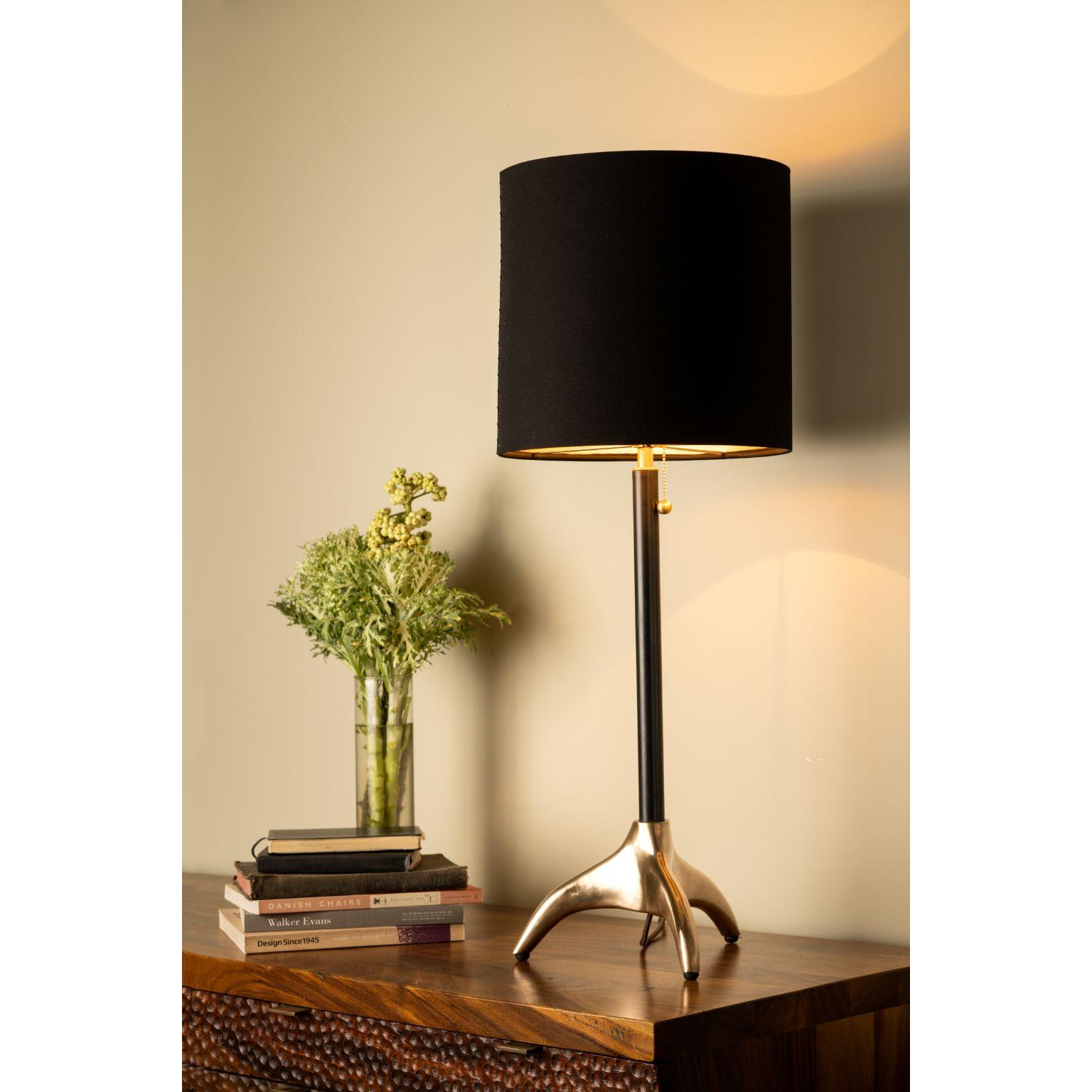 Lacquered Rino Table Lamp by Isabel Moncada For Sale
