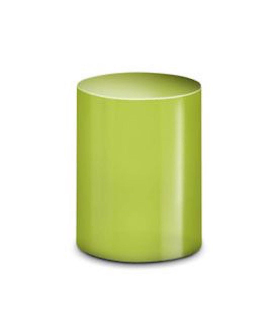 The  Rio’s simple, cylindrical shape is handcrafted in an array of different finishes, each giving  a distinctive personality. These versatile all lacquered versions, shown here with a wood top, make a stylish statement.  


*Pictured here in a