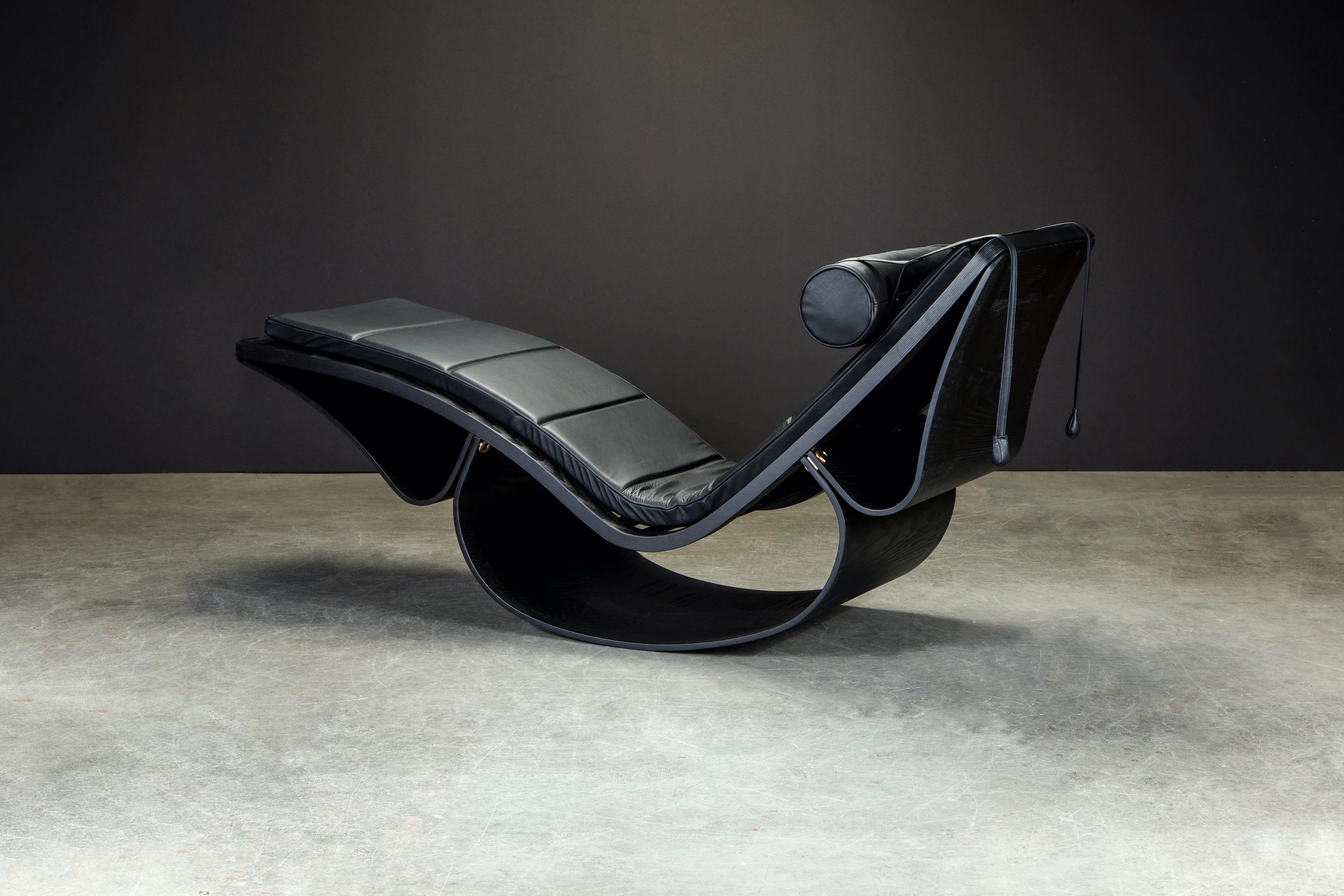 Leather 'Rio' Rocking Chaise Lounge by Oscar Niemeyer for Fasem International, Signed