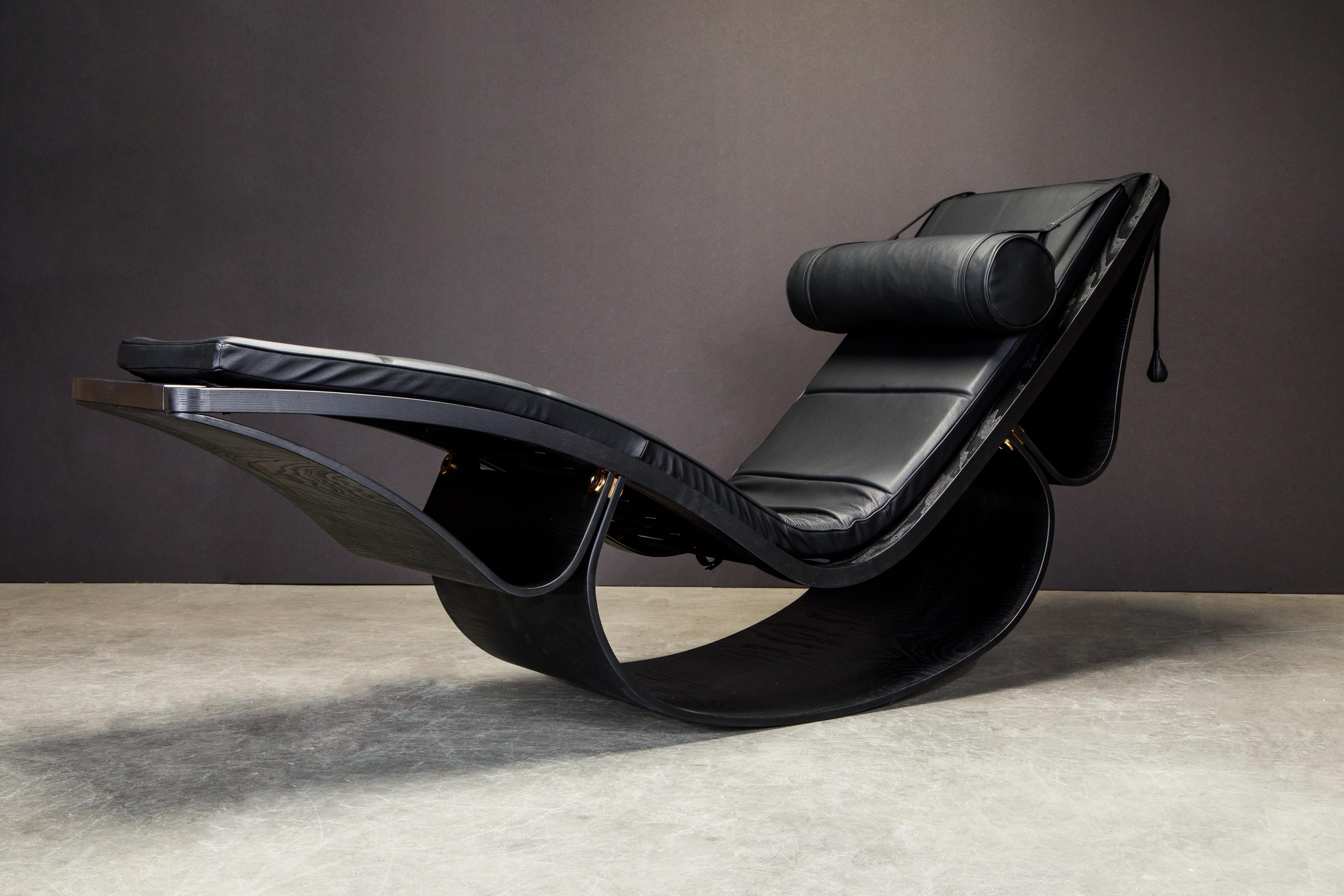 'Rio' Rocking Chaise Lounge by Oscar Niemeyer for Fasem International, Signed For Sale 1