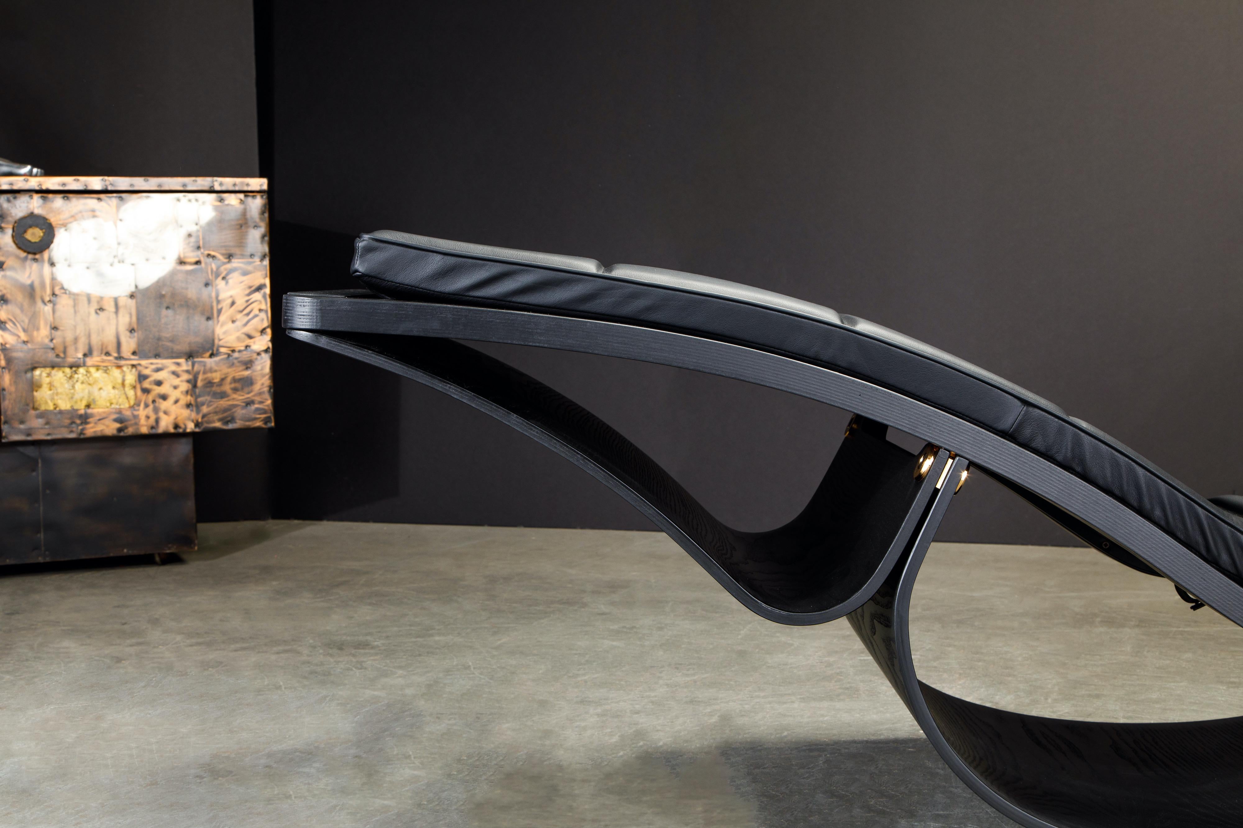 Contemporary 'Rio' Rocking Chaise Lounge by Oscar Niemeyer for Fasem International, New