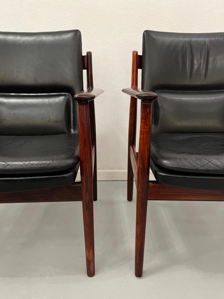 Scandinavian Modern Rio Rosewood & Leather Model 431 Lounge Chairs Set by Arne Vodder, Denmark 1950s For Sale