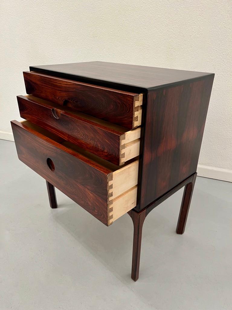 Rio Rosewood Model 386 Chest of Drawers by Kai Kristiansen, Denmark, circa 1950s In Good Condition In Geneva, CH