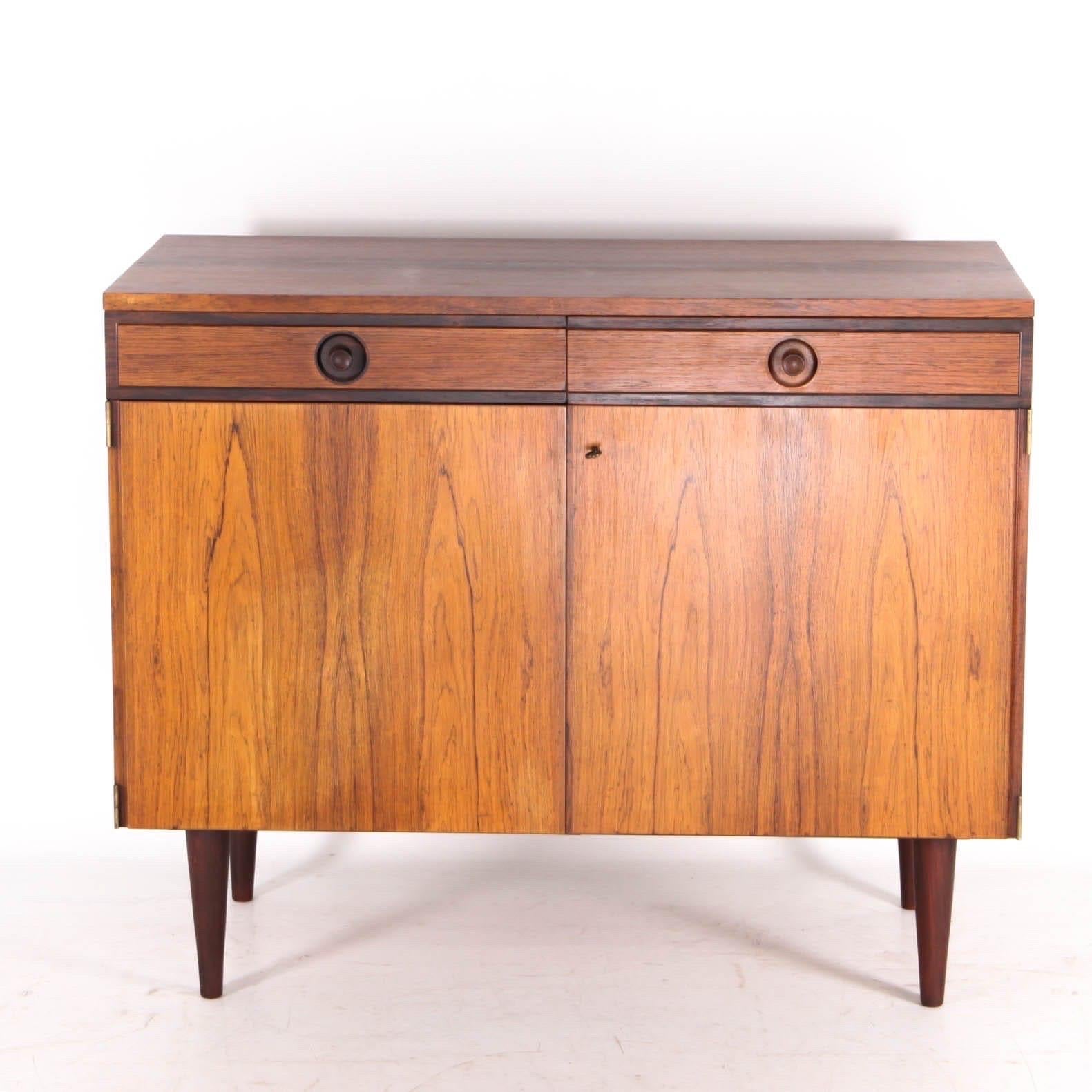 Credenza Rio in palissandro In condizioni buone in vendita a Isle Sur Sorgue, FR