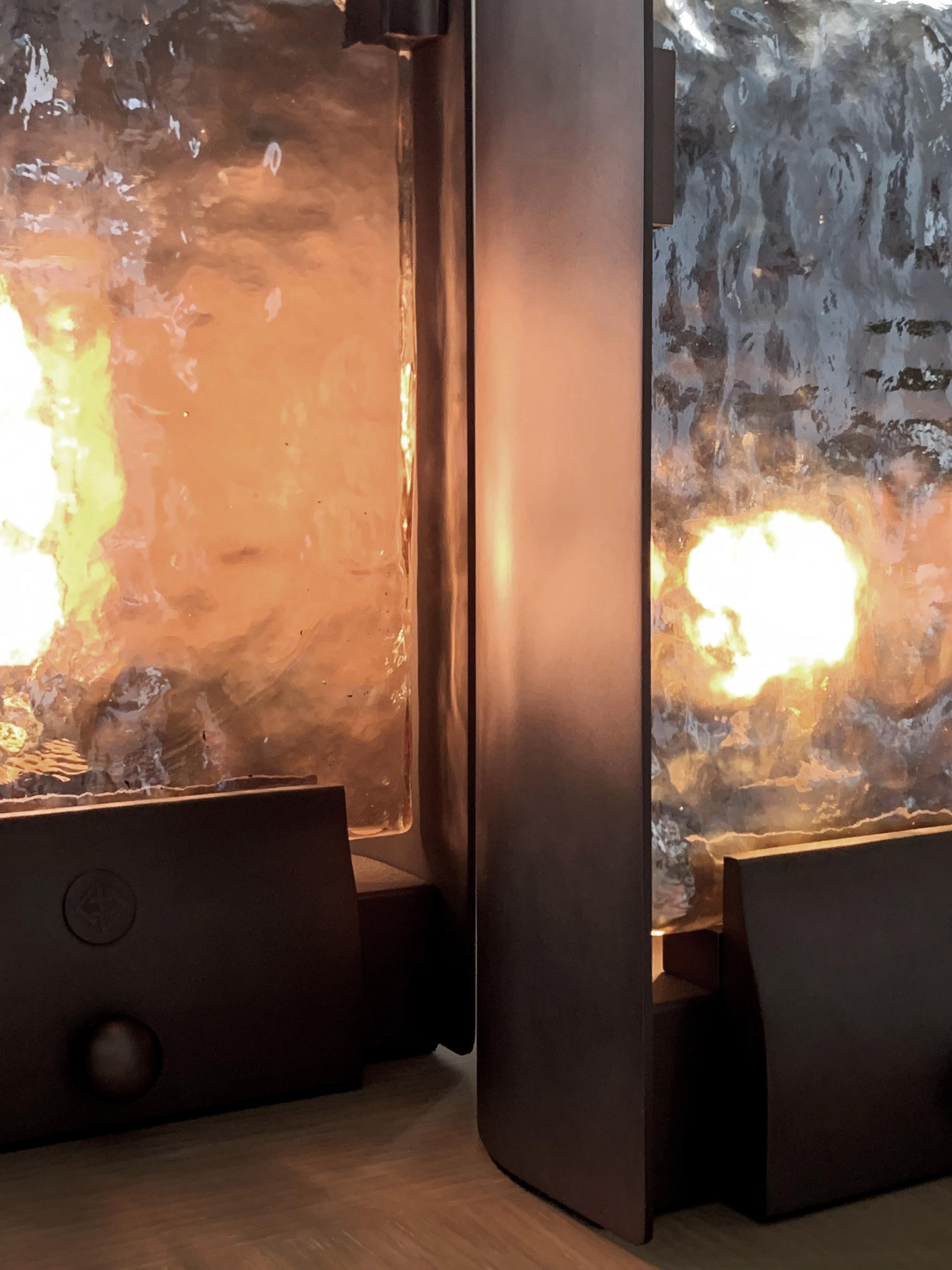 Ripple Glas Nachttischlampe André Fu Living Messing Bronze Metall Kristall im Zustand „Neu“ im Angebot in Admiralty, HK