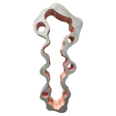 Ripple Mirror von Bert Furnari, Pulverbeschichtetes Aluminium Retro-Futuristischer Spiegel