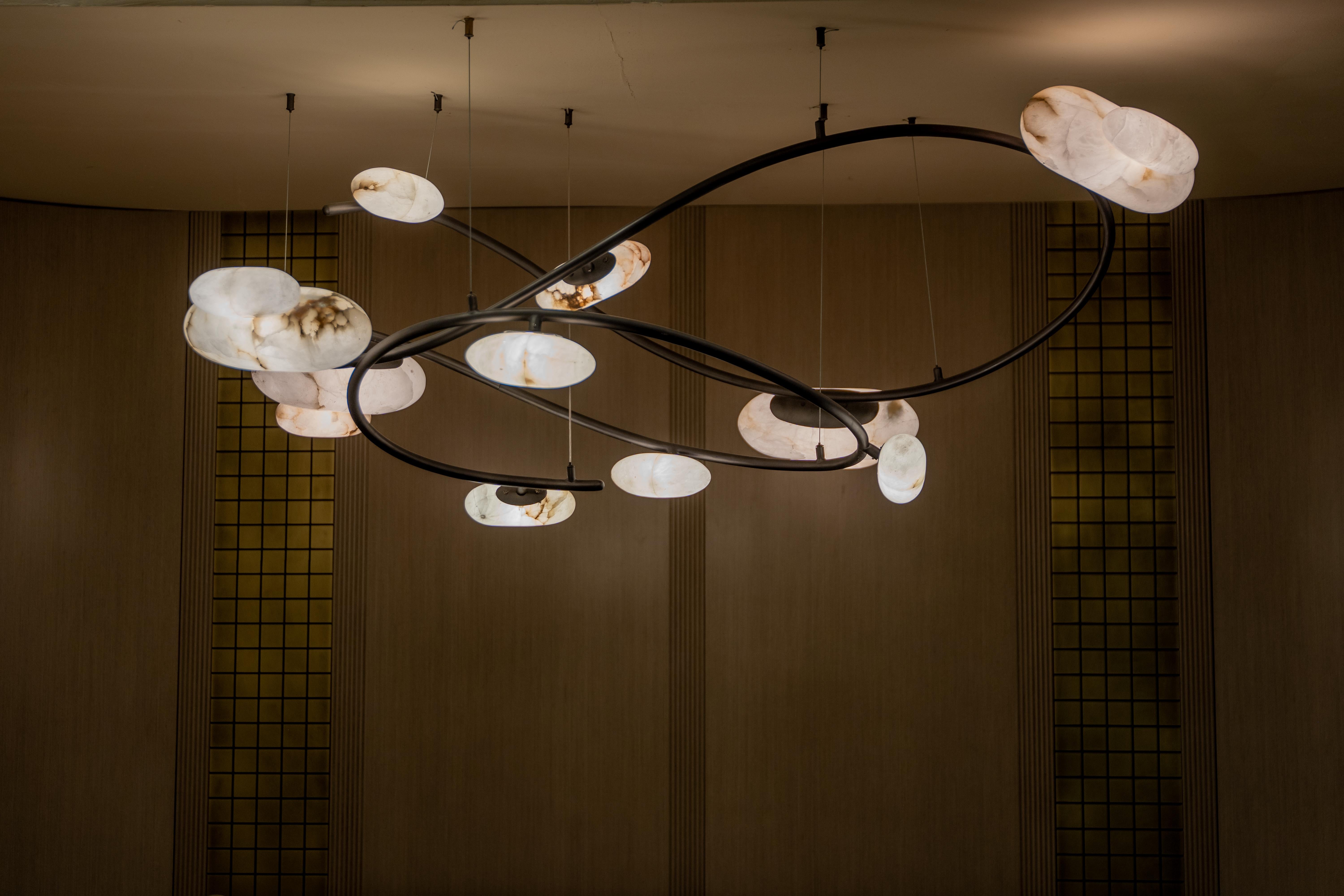 Il lampadario Ripple Radiance In condizioni Nuovo in vendita a Noida, IN