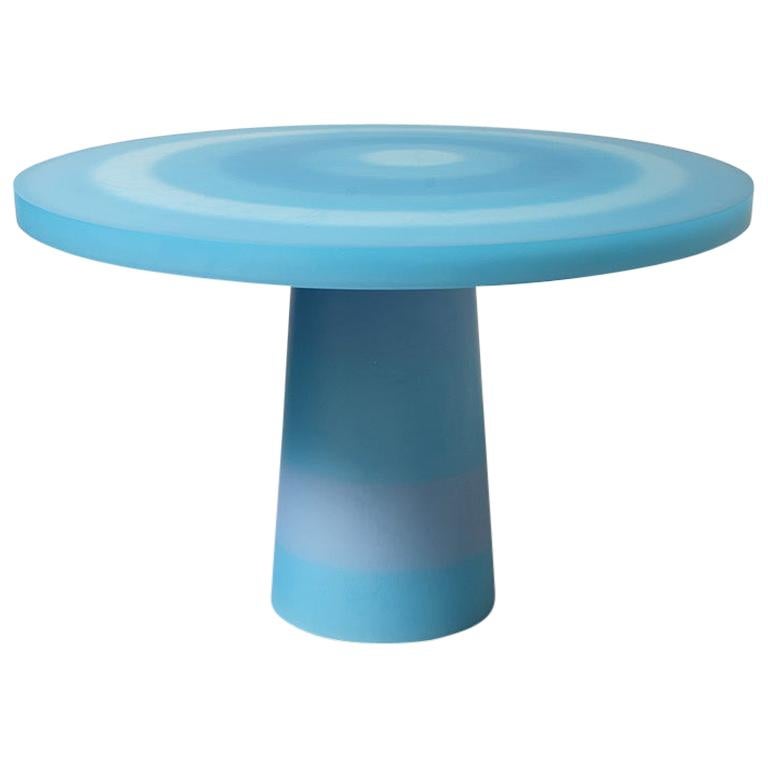 Ripple Round Resin Dining Table in Blue by Facture, REP by Tuleste Factory For Sale