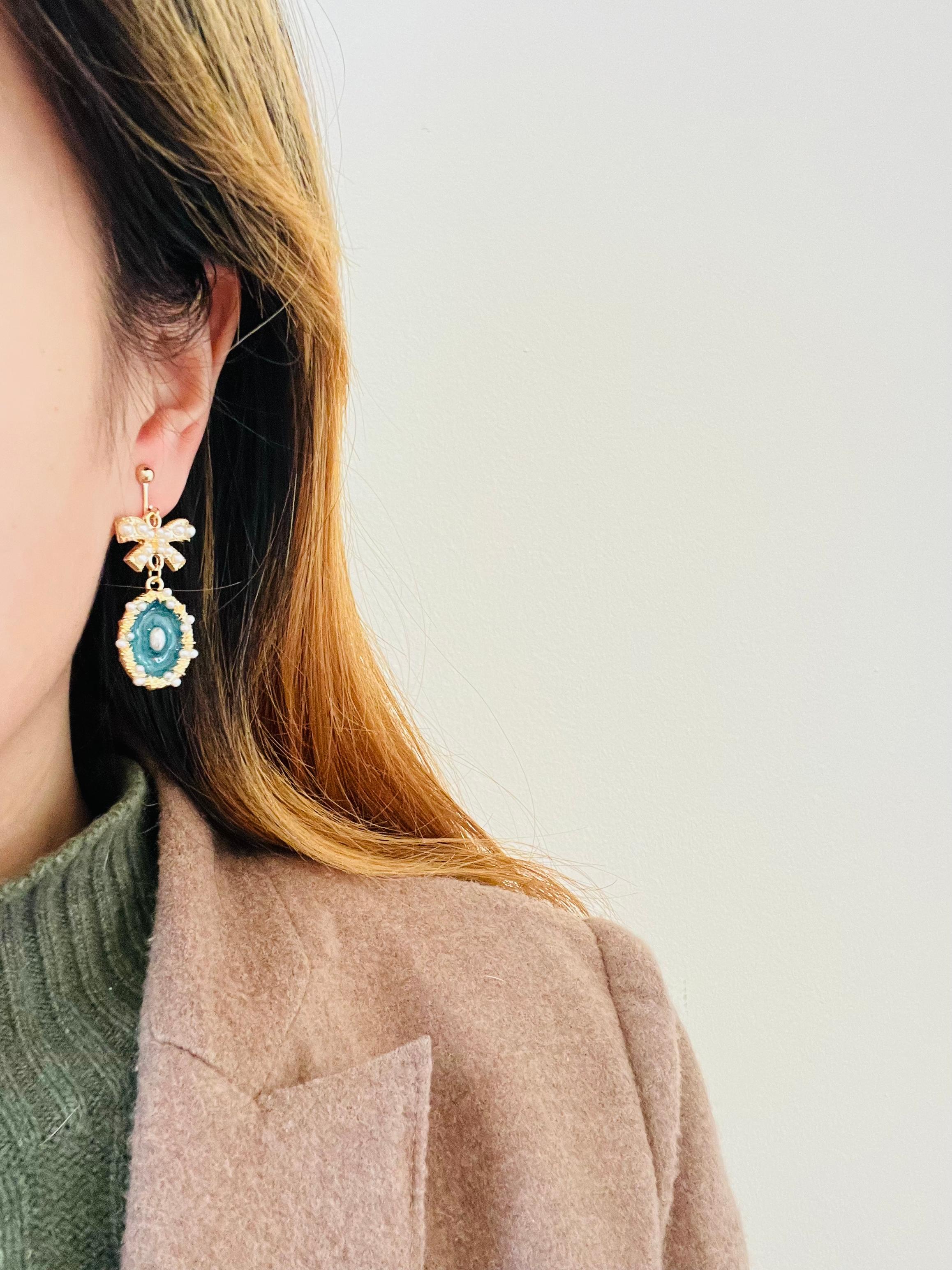Ripple Turquoise Enamel Oval Eye White Pearls Knot Bow Gold Drop Clip Earrings For Sale 1