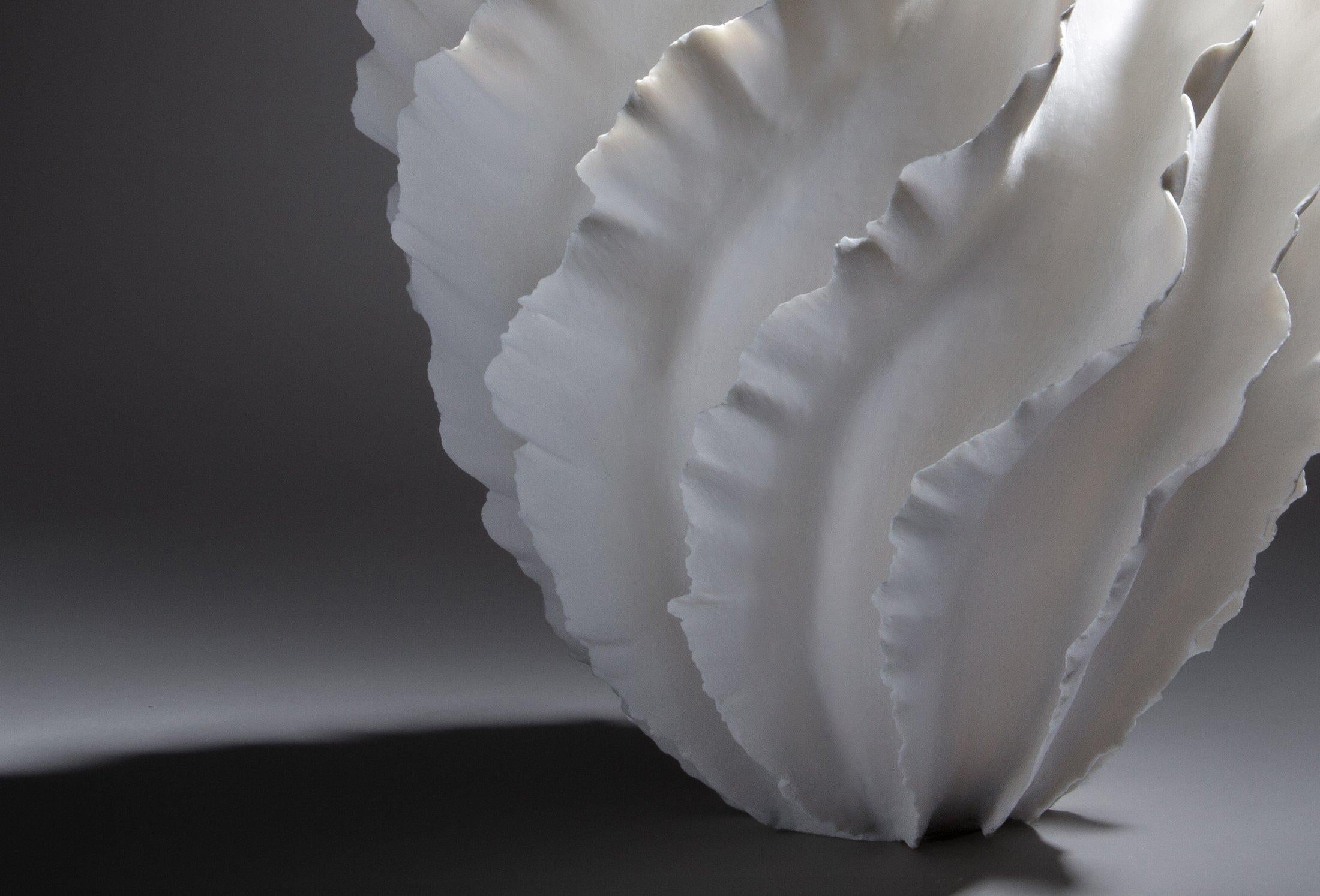 Rippling White Ruffled Abstract Sculpture, Sandra Davolio In New Condition For Sale In New York, NY