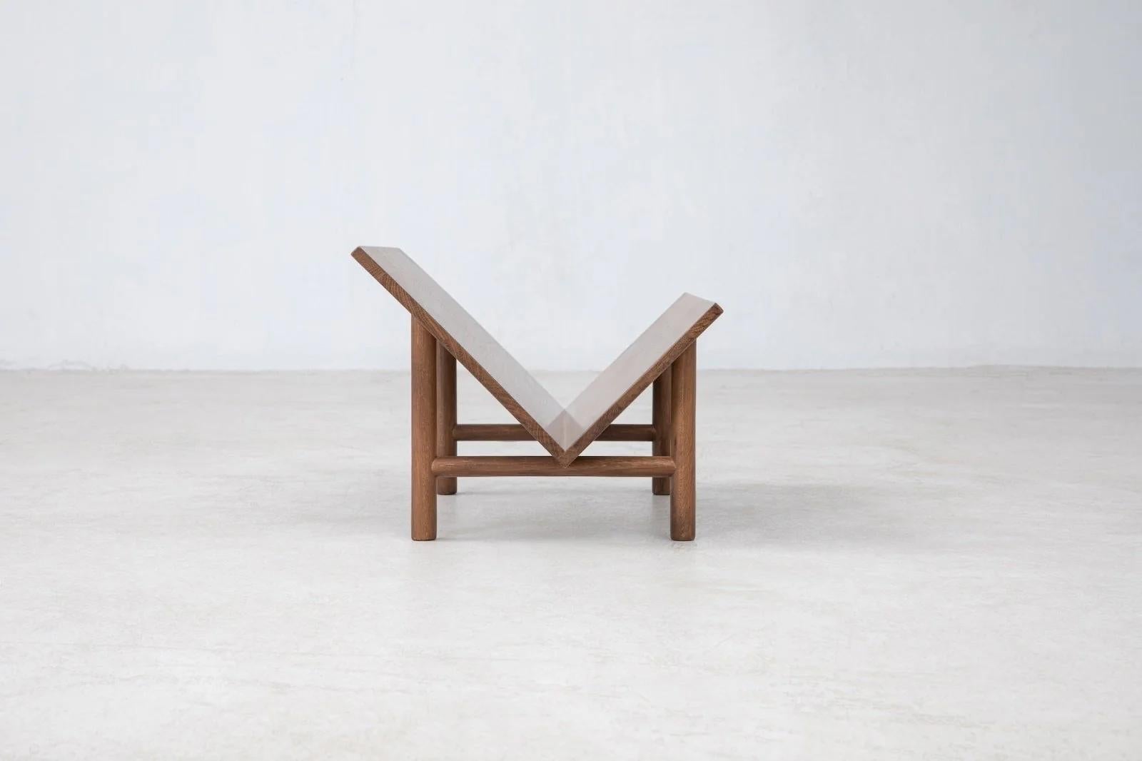 Librero Rise de Sun at Six, Librero o estantería minimalista Siena de madera Siglo XXI y contemporáneo en venta