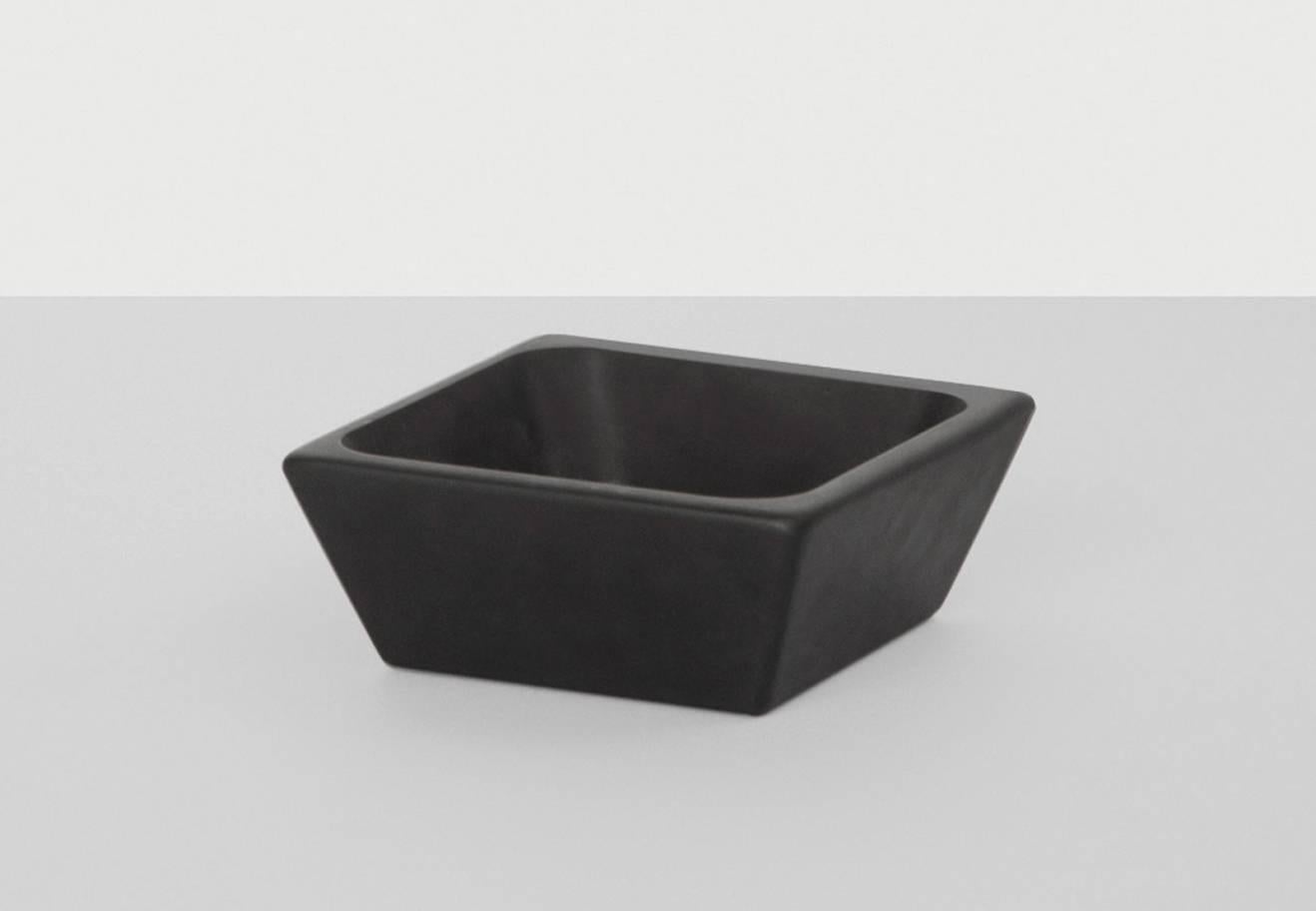 New Modern Rice Bowl in Black Marquina Marble Creator Ivan Colominas In New Condition For Sale In Milan, IT