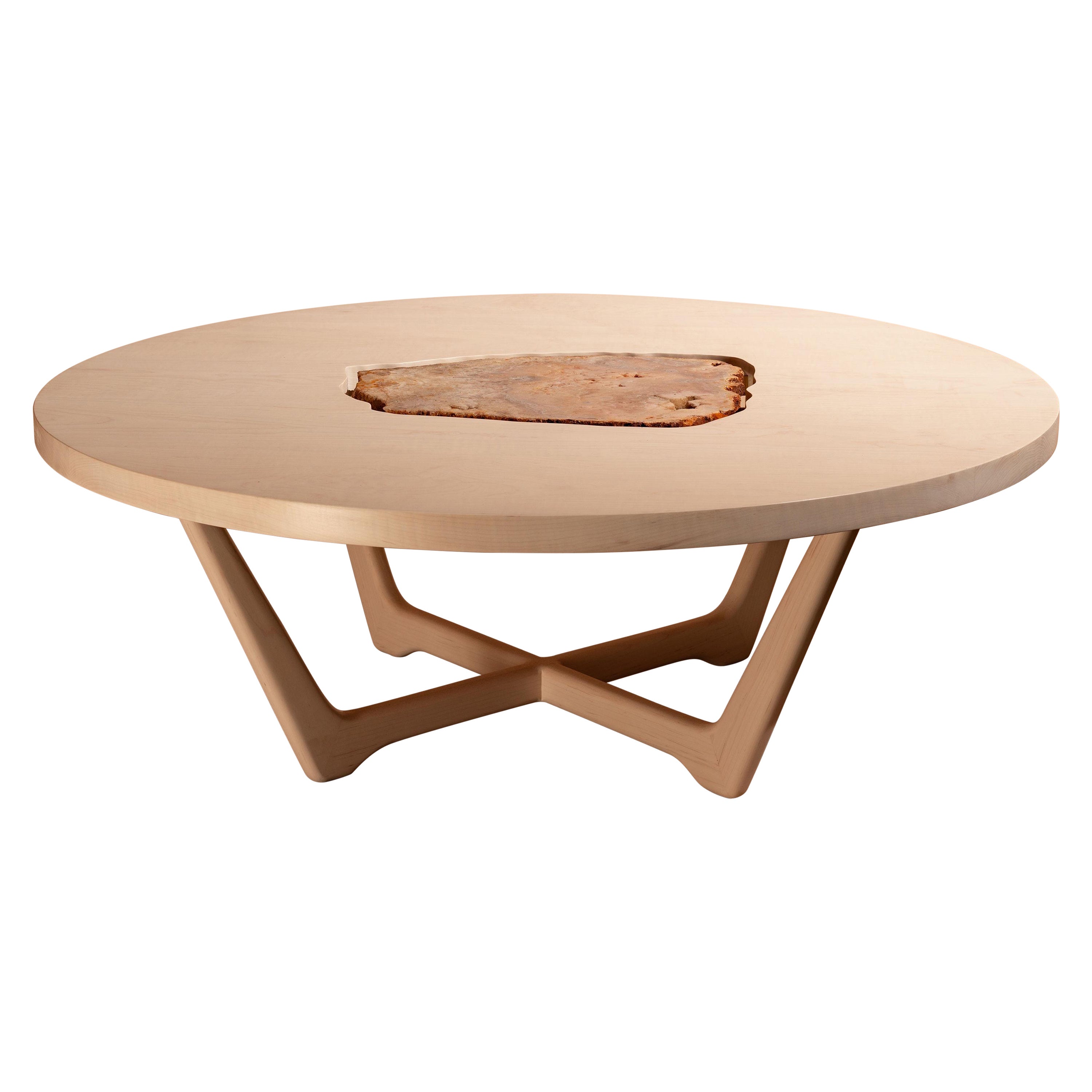 Mesa baja moderna Rise de arce blanqueado con cuarzo rosa en venta