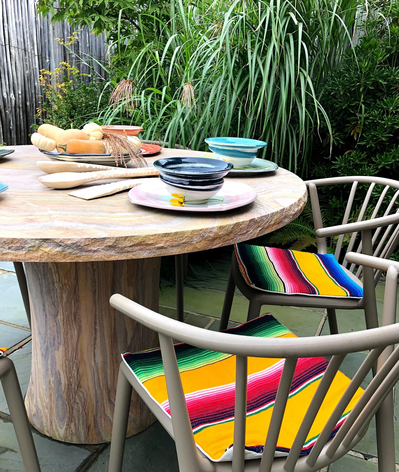 Round out-door table, hand-carved sandstone round out-door table by S. Odegard For Sale 4