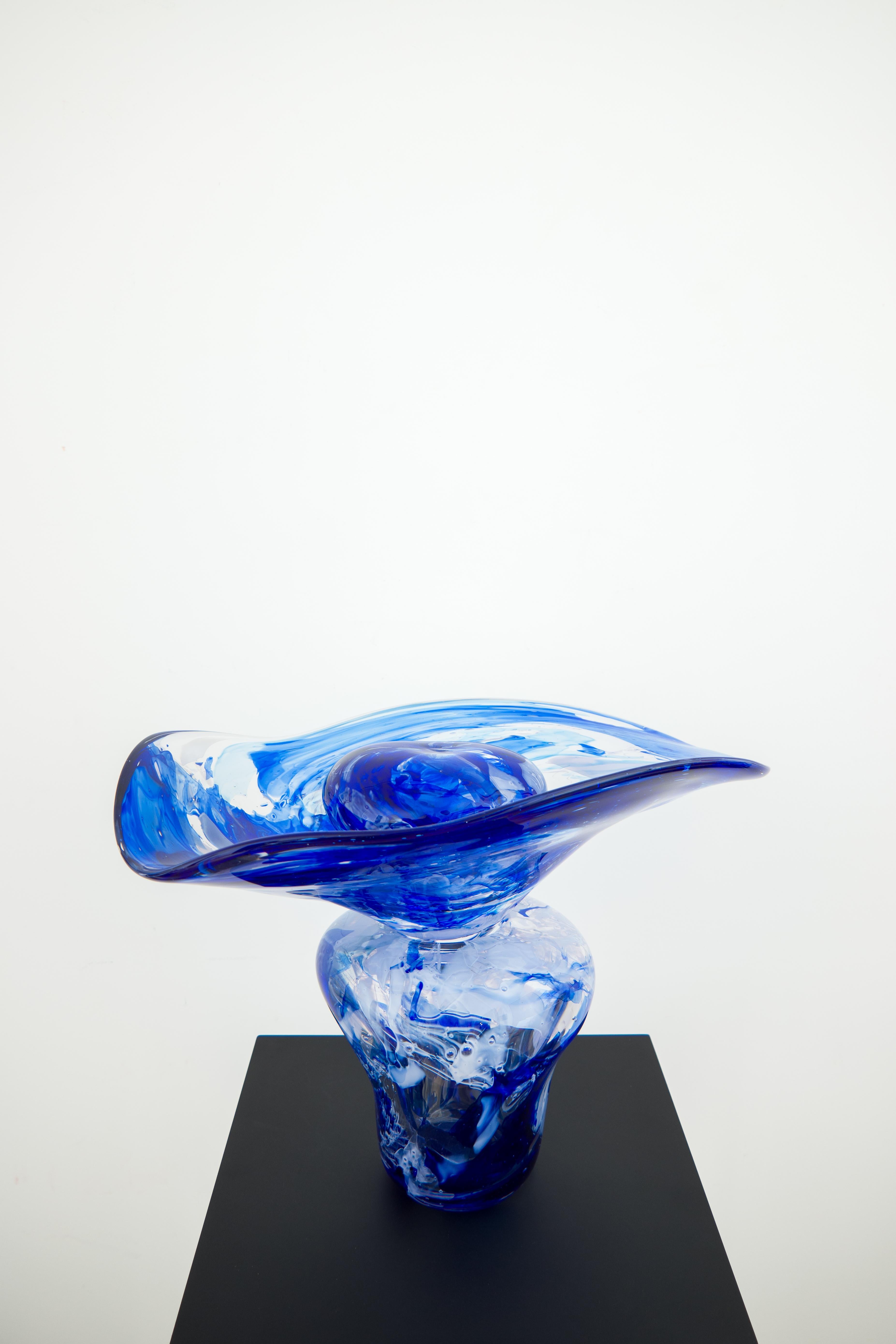 Dutch Rise Vase by Eline Martherus For Sale