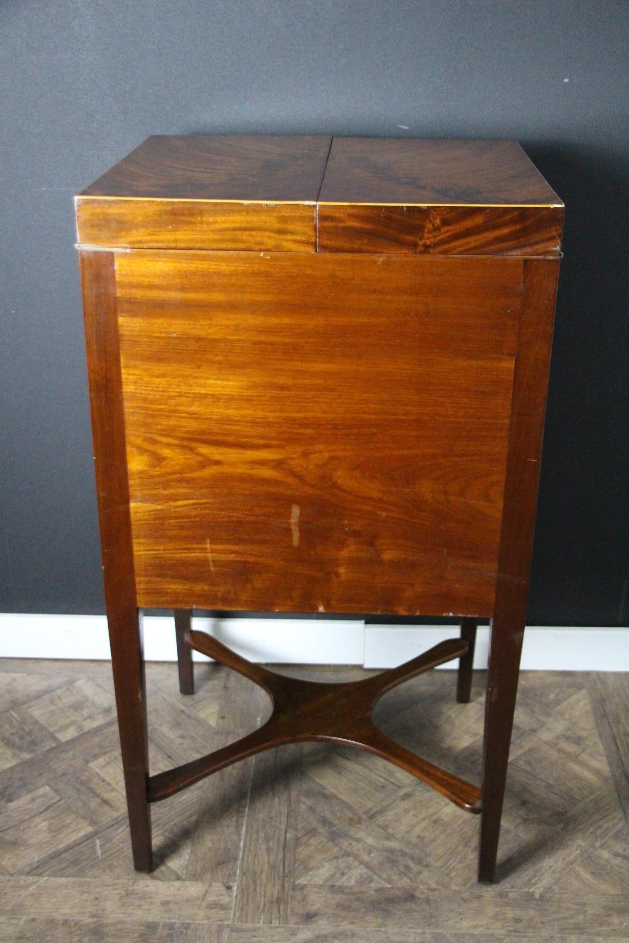 Rising Drink Cabinet, Cocktail Bar, Dry Bar, Folding Bar, Pop Up Bar For Sale 1