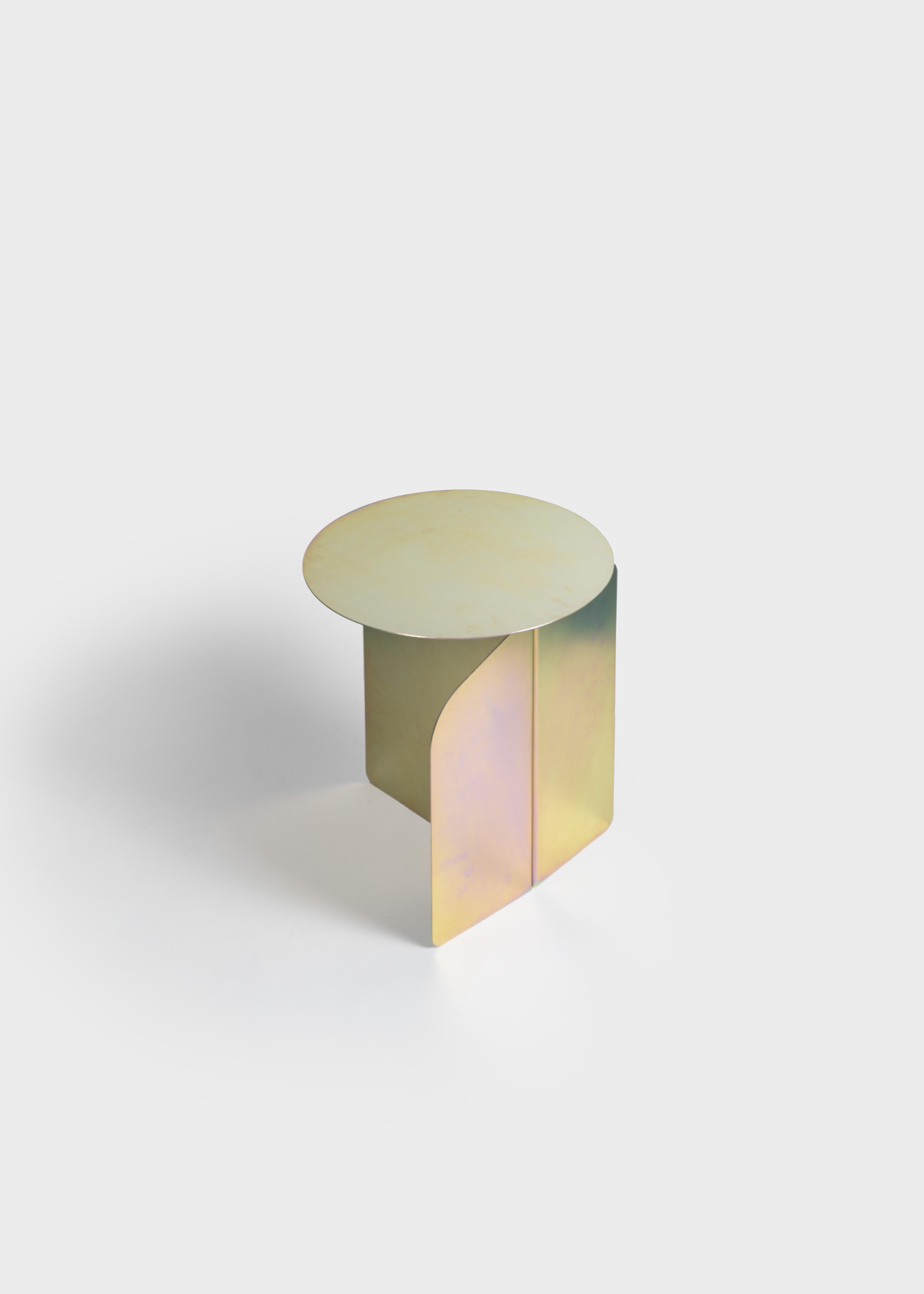 The Risvolto tables are a design collection crafted from individually folded thin metal sheets. When paired together, they create new shapes distinguished by broad surfaces, enhancing the unique, chromatically unpredictable reflections of the