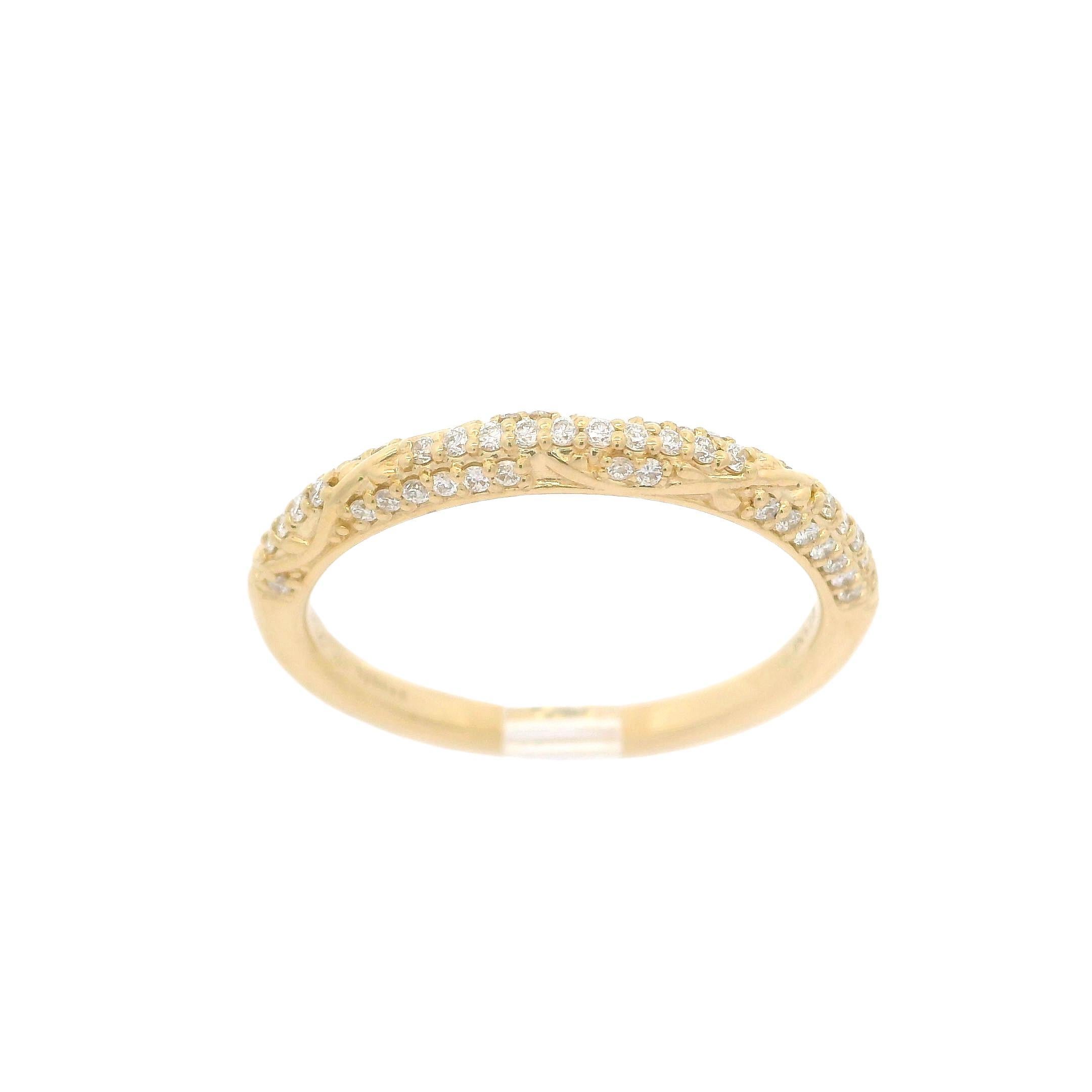 Brilliant Cut Ritani 18k Yellow Gold 0.22ctw Diamond Three Row Vine Design Band Ring For Sale