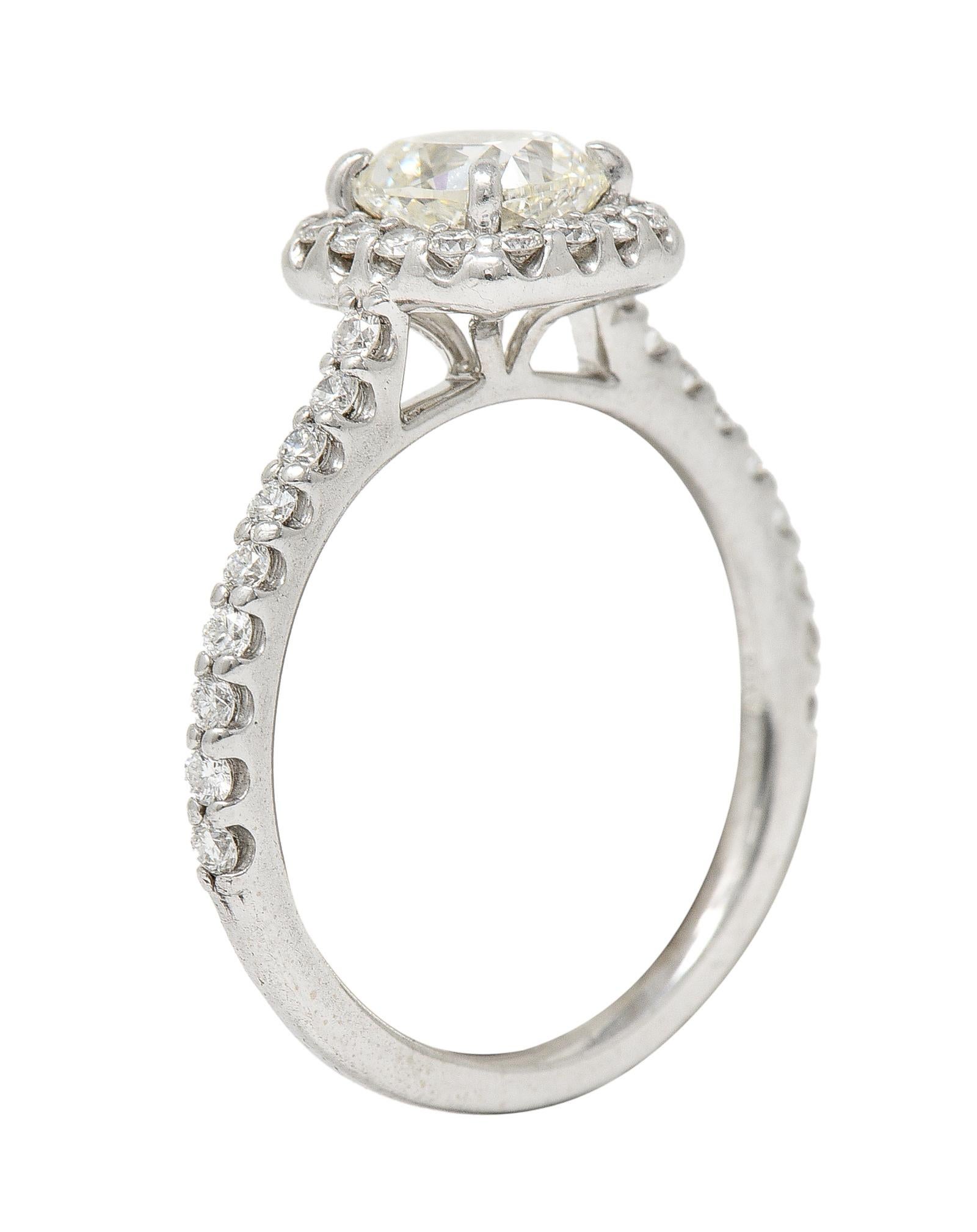 Ritani Contemporary 1.55 CTW Diamond 14 Karat Cushion Engagement Ring GIA For Sale 1