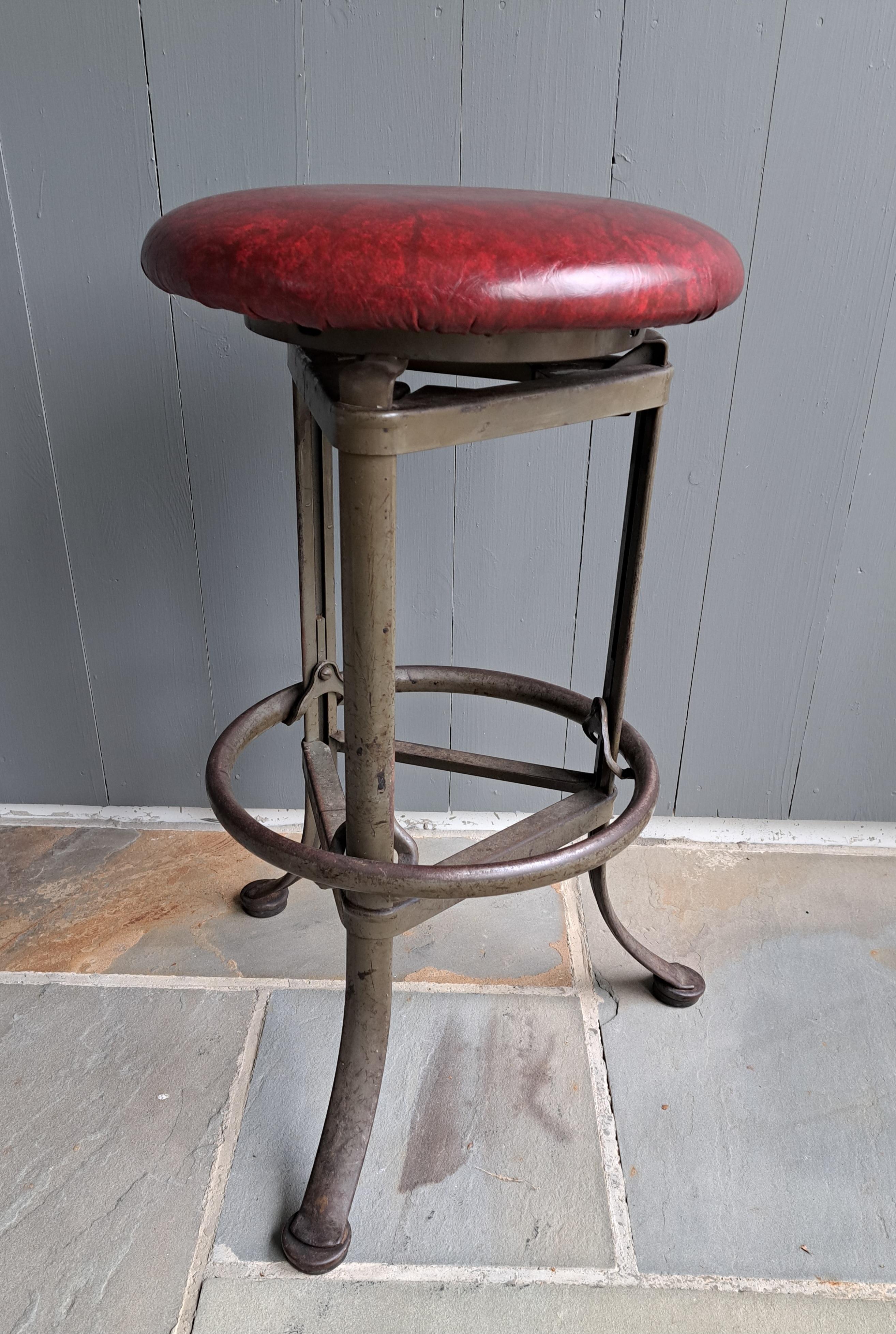 Industriel Rite Hite Tabouret industriel réglable en vente