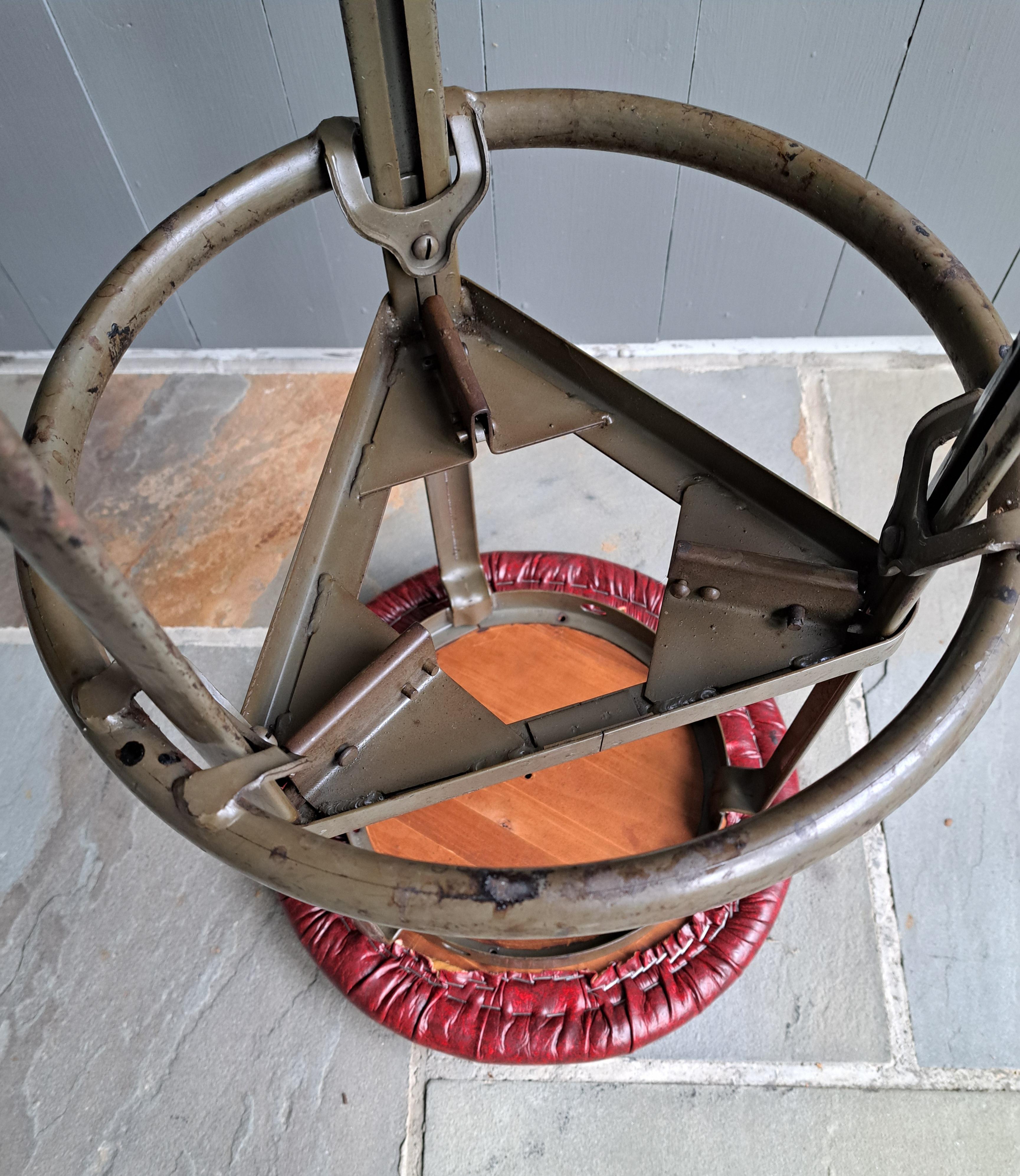 Rite Hite Tabouret industriel réglable en vente 1